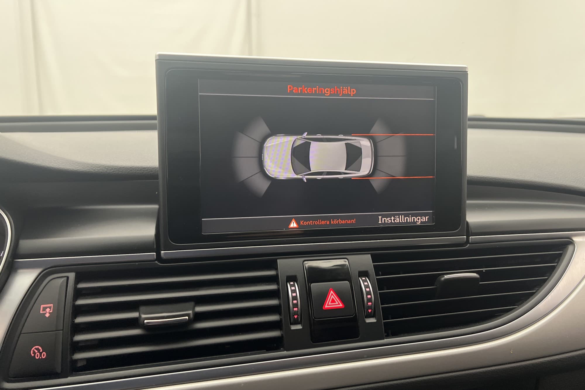 Audi A6 Sedan V6 Quattro 218hk D-Värmare Navigator 0,51L/mil