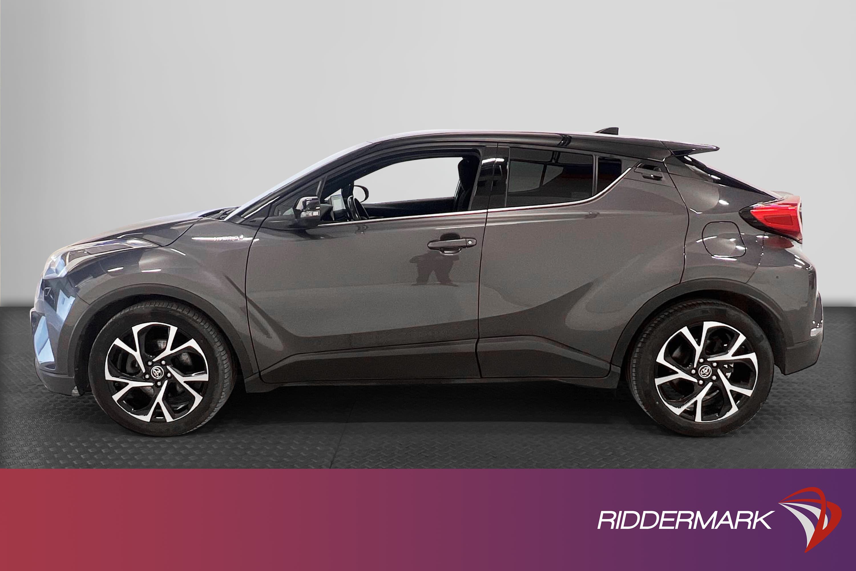 Toyota C-HR 1.8 HSD 122hk 1 Brukare M-Värmare Drag B-Kam