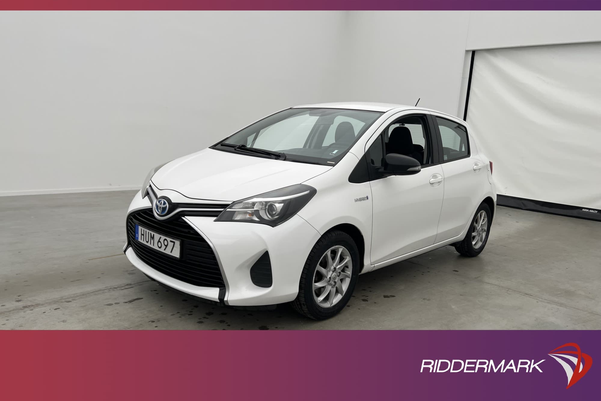 Toyota Yaris Hybrid 101hk