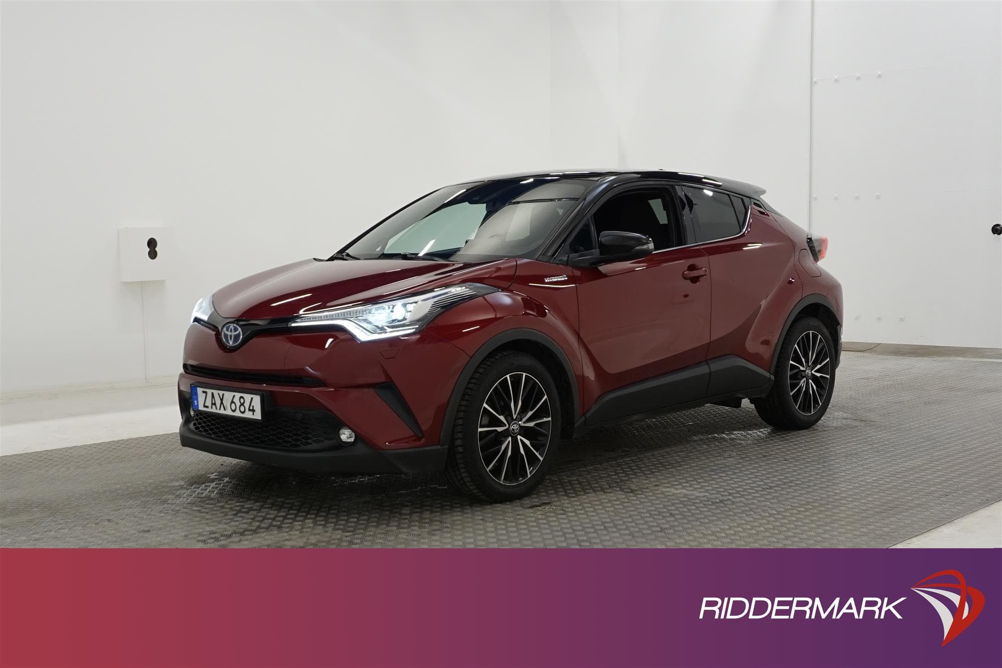 Toyota C-HR Hybrid CVT 122hk