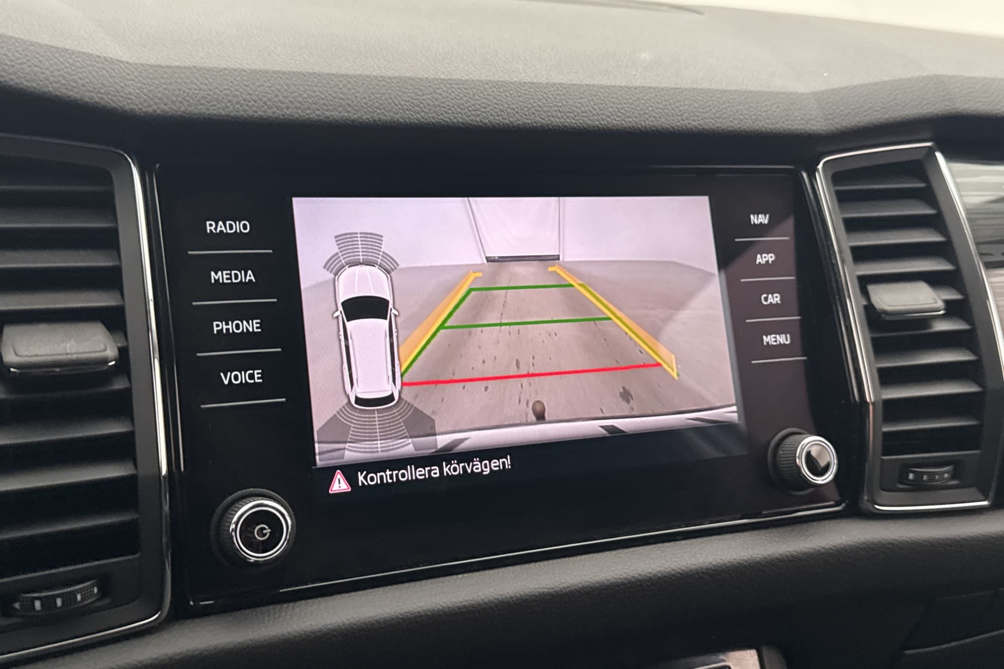 Skoda Kodiaq 4x4 190hk Business 7-Sit Värmare Cockpit Kamera