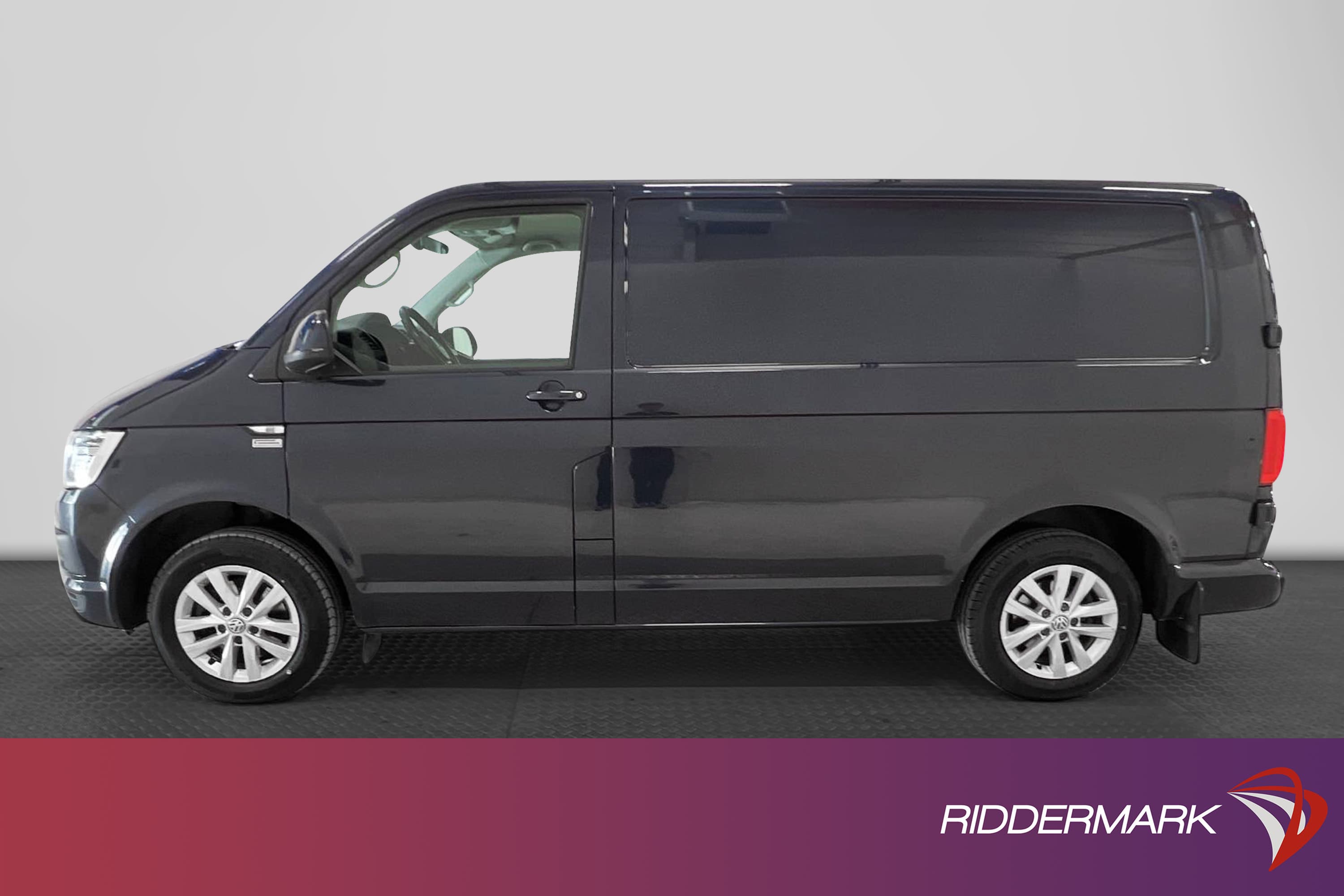 Volkswagen Transporter 4M Aut 150hk Värmare GPS Drag Moms
