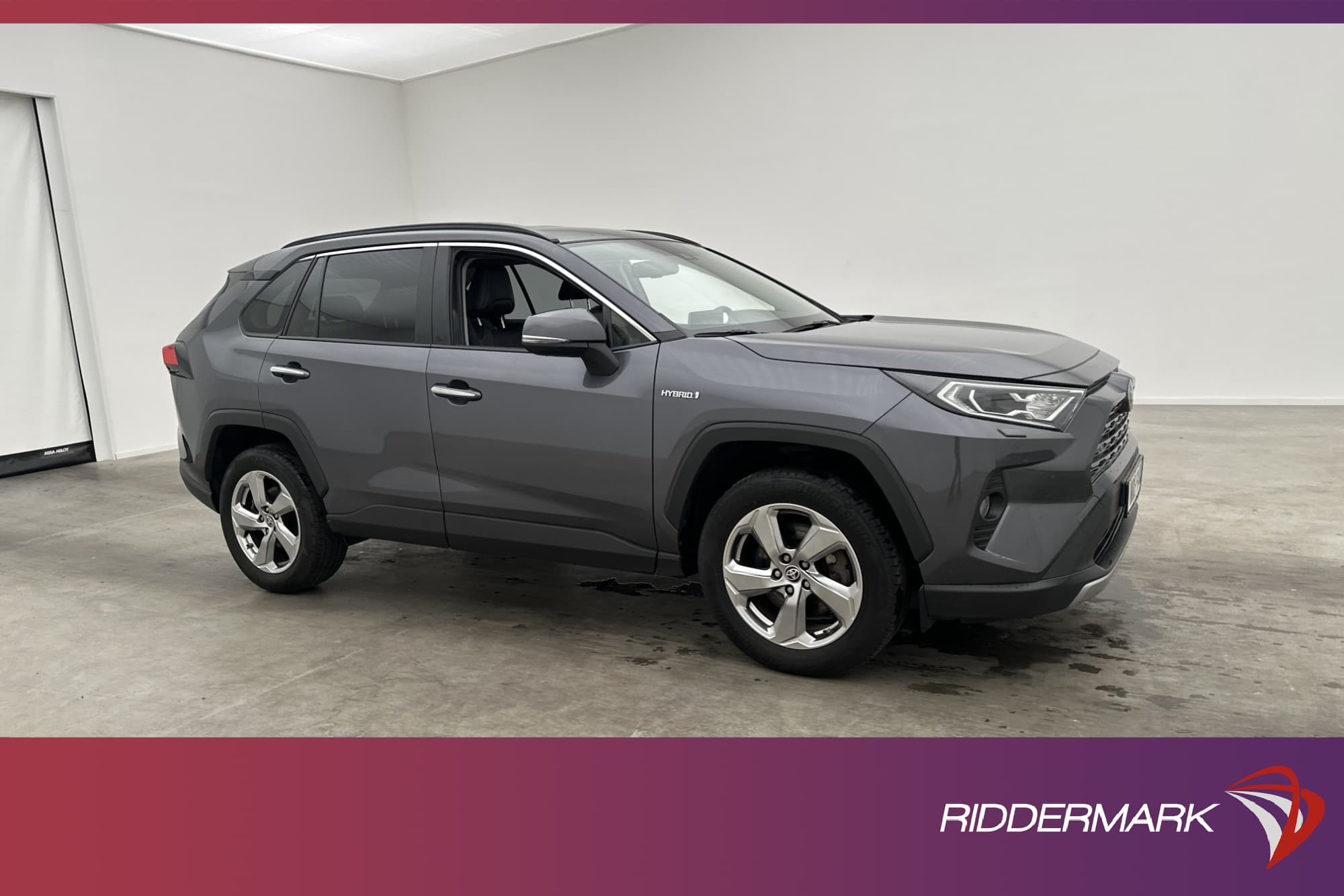 Toyota RAV4 Hybrid AWD 222hk