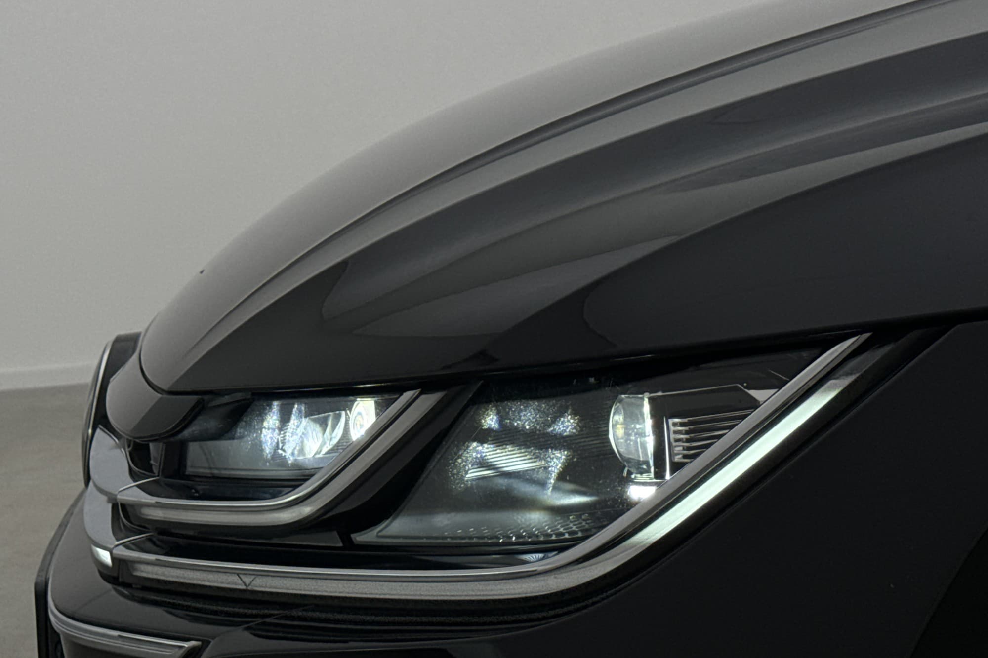 Volkswagen Arteon TDI 4M 200hk R-Line Cockpit D-Värmare Drag