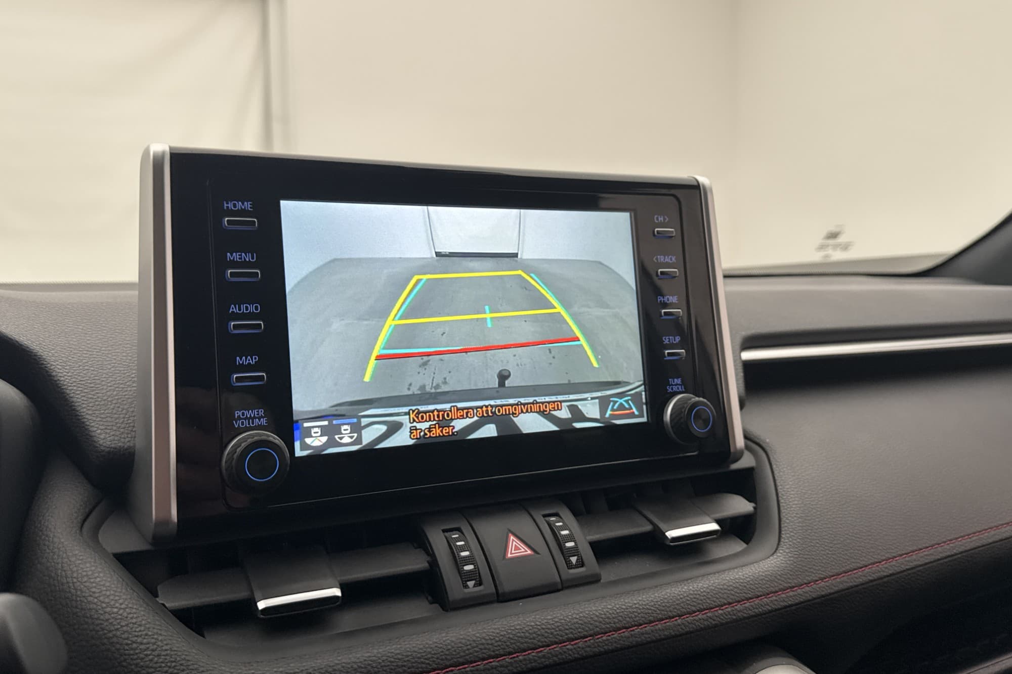 Toyota RAV4 Plug-in AWD 306hk Launch Edt Kamera Elstol Drag