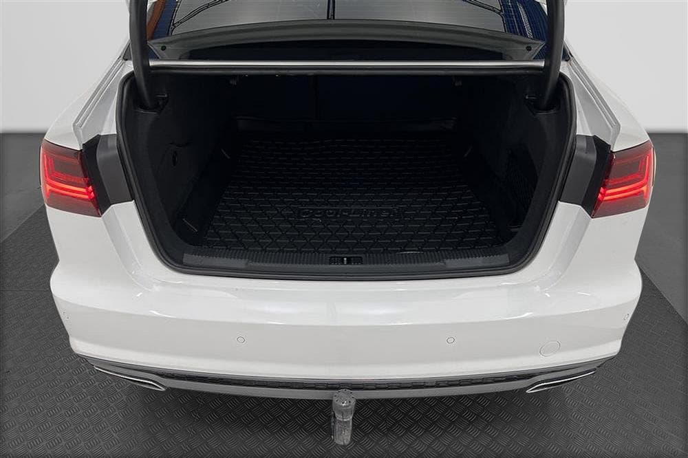 Audi A6 2.0 TDI 190hk Quattro S-Line Värmare Dragkrok Matrixinteriör