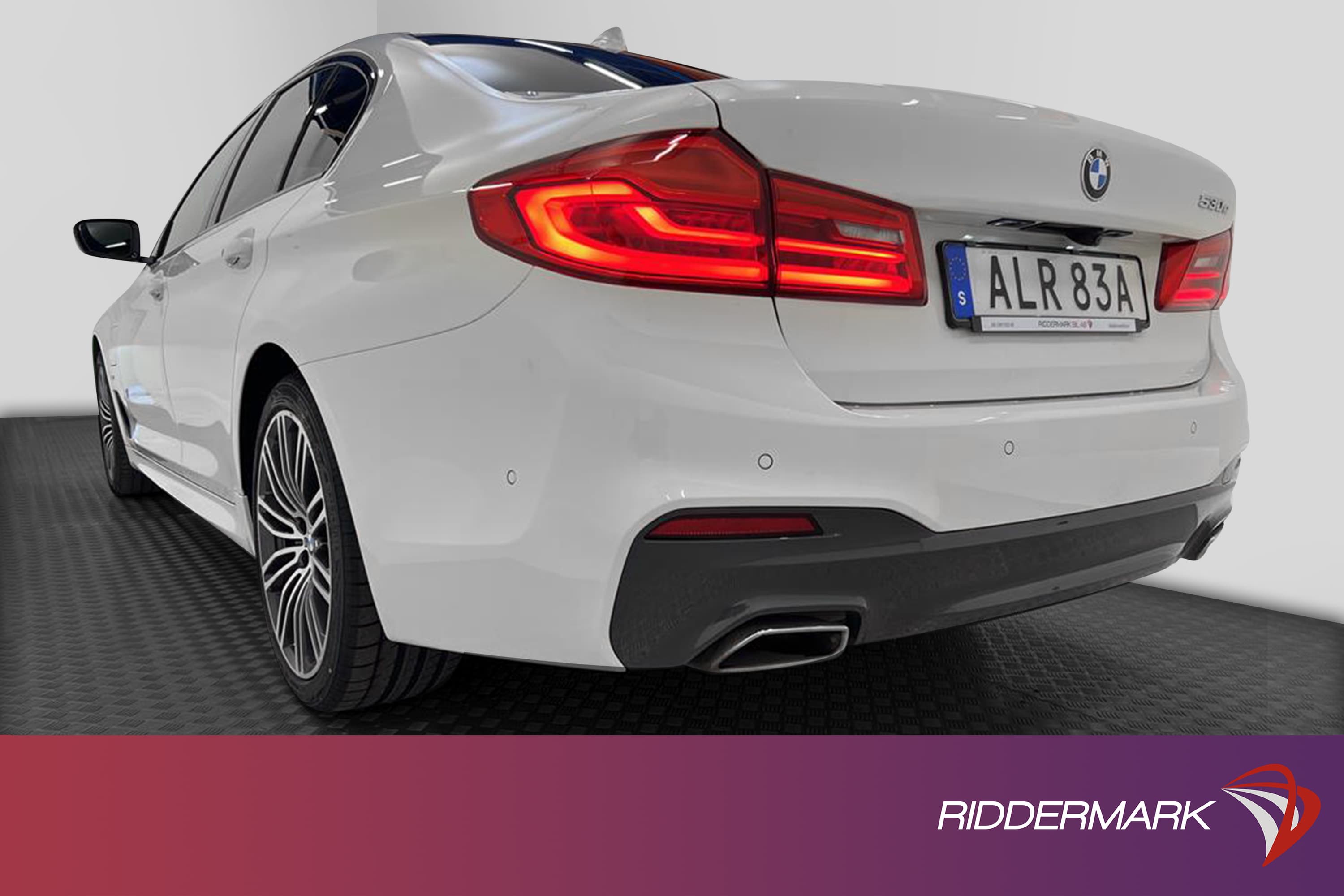 BMW 530e iPerformance 252hk M Sport Backkamera HiFi Naviinteriör