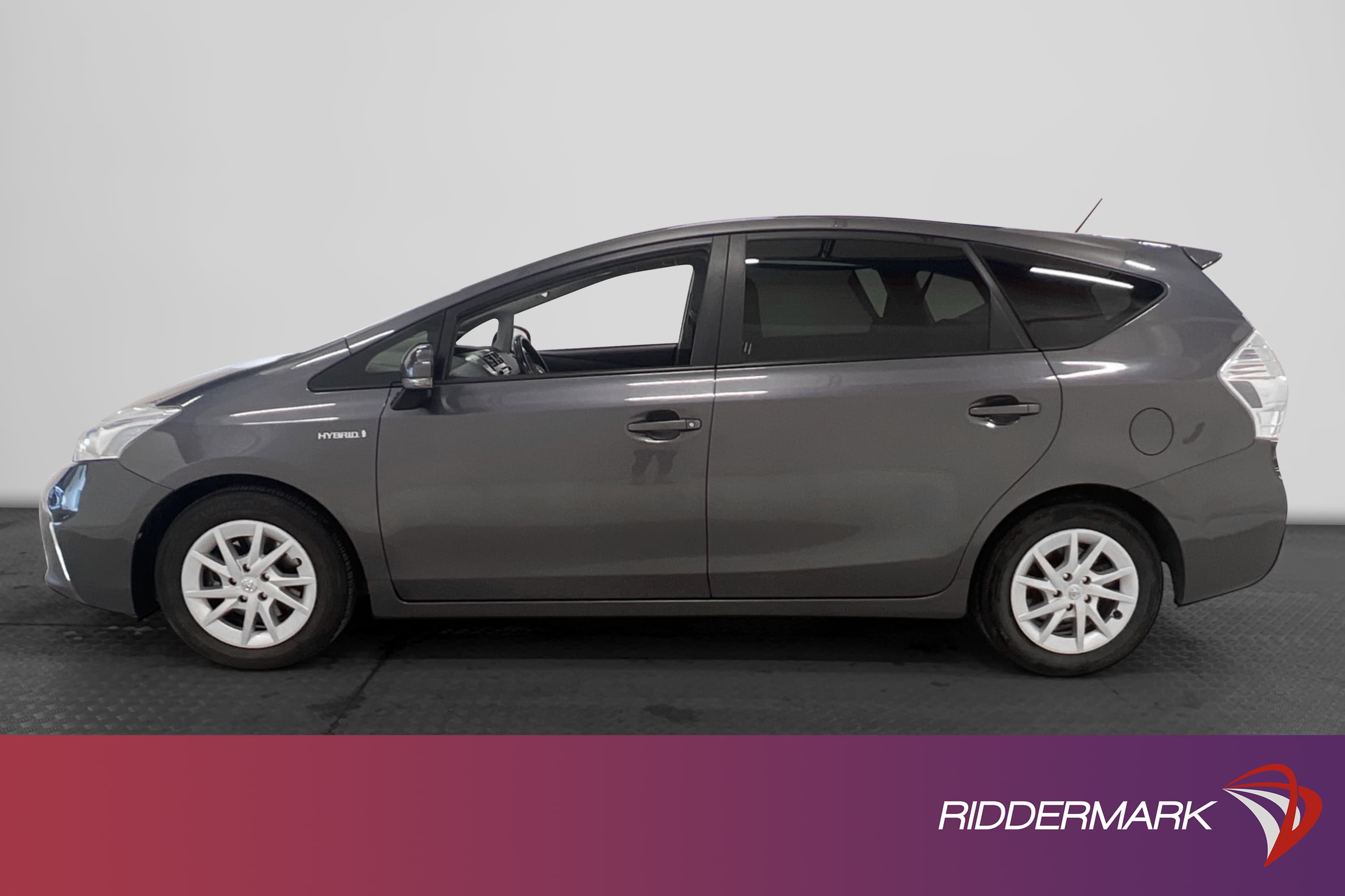 Toyota Prius+ Hybrid 136hk Pano