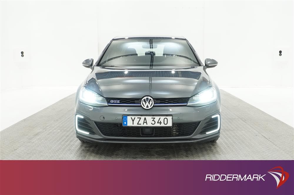 Volkswagen Golf GTE 204hk