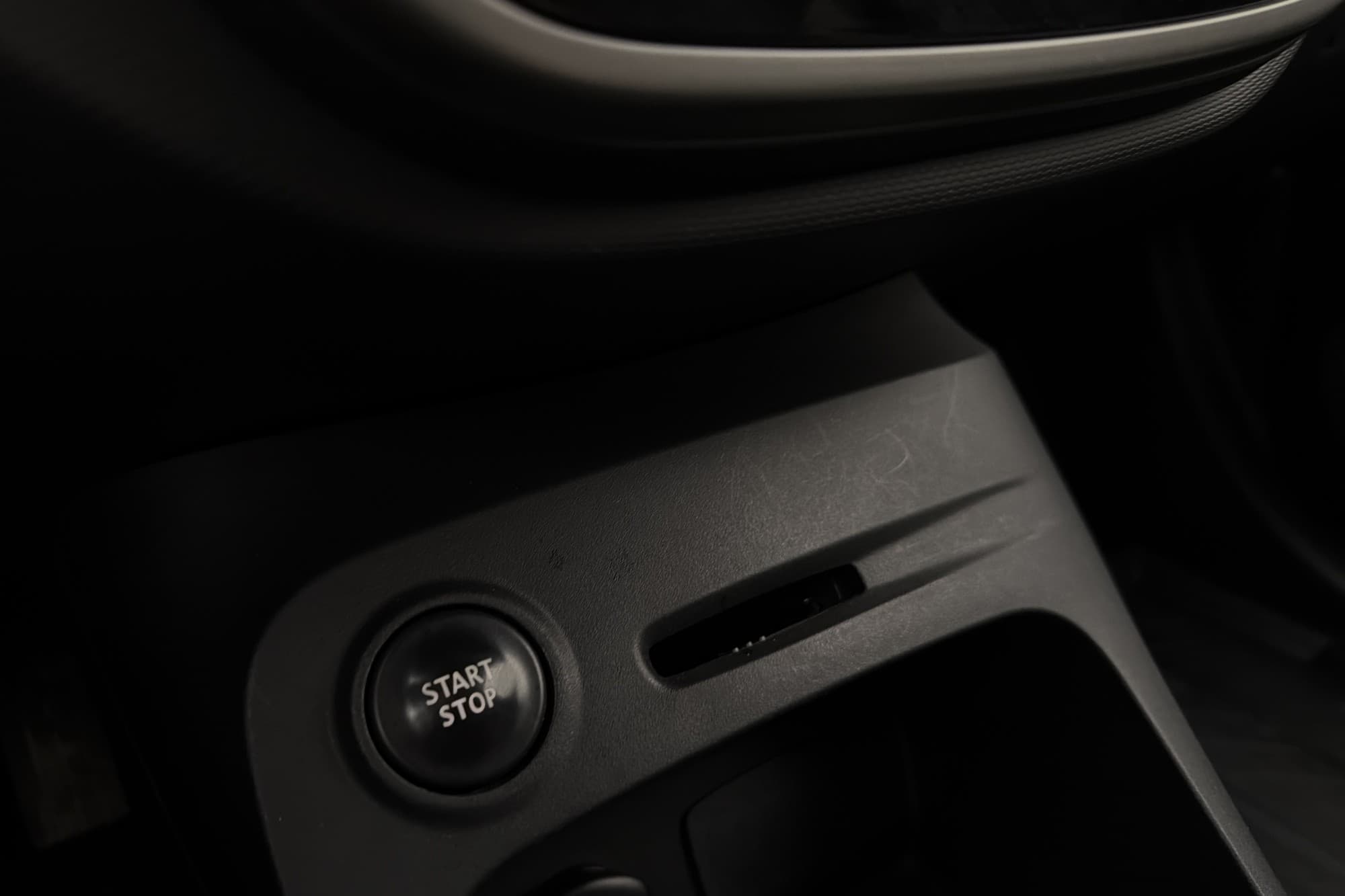 Renault Captur 0.9 TCe 90hk Expression Sensorer Farthållare