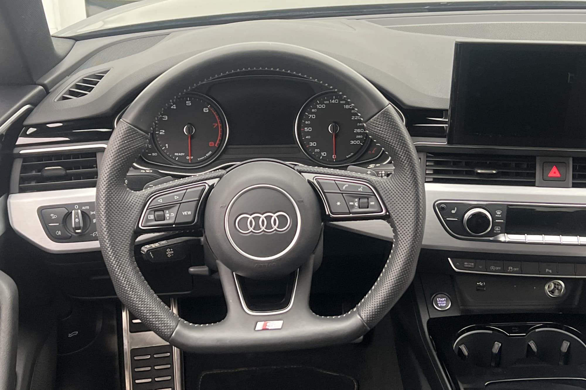 Audi A5 45 TFSI Q 245hk S-Line Matrix Kamera Svart optik