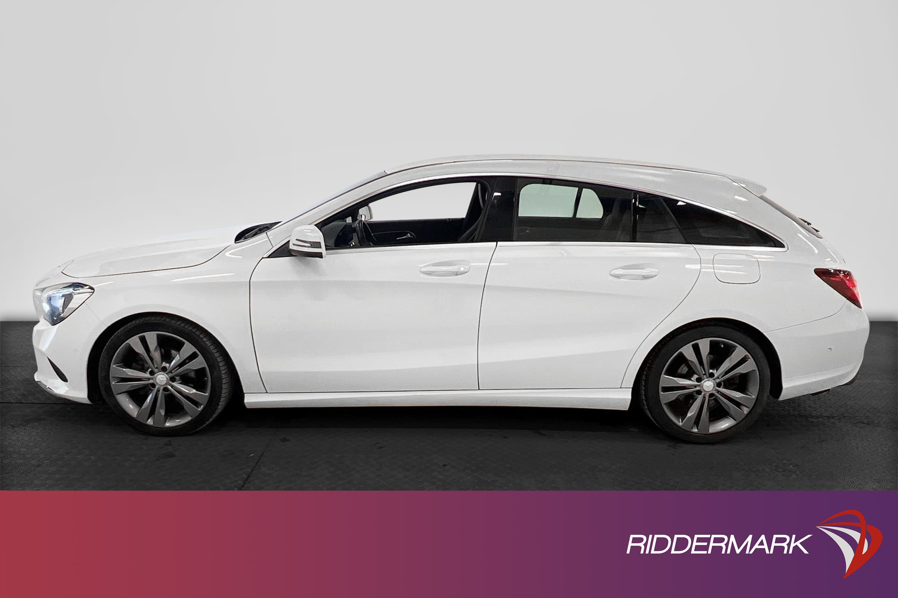 Mercedes-Benz CLA 200 d 4M 136hk AMG Halvskinn B-kam Keyless