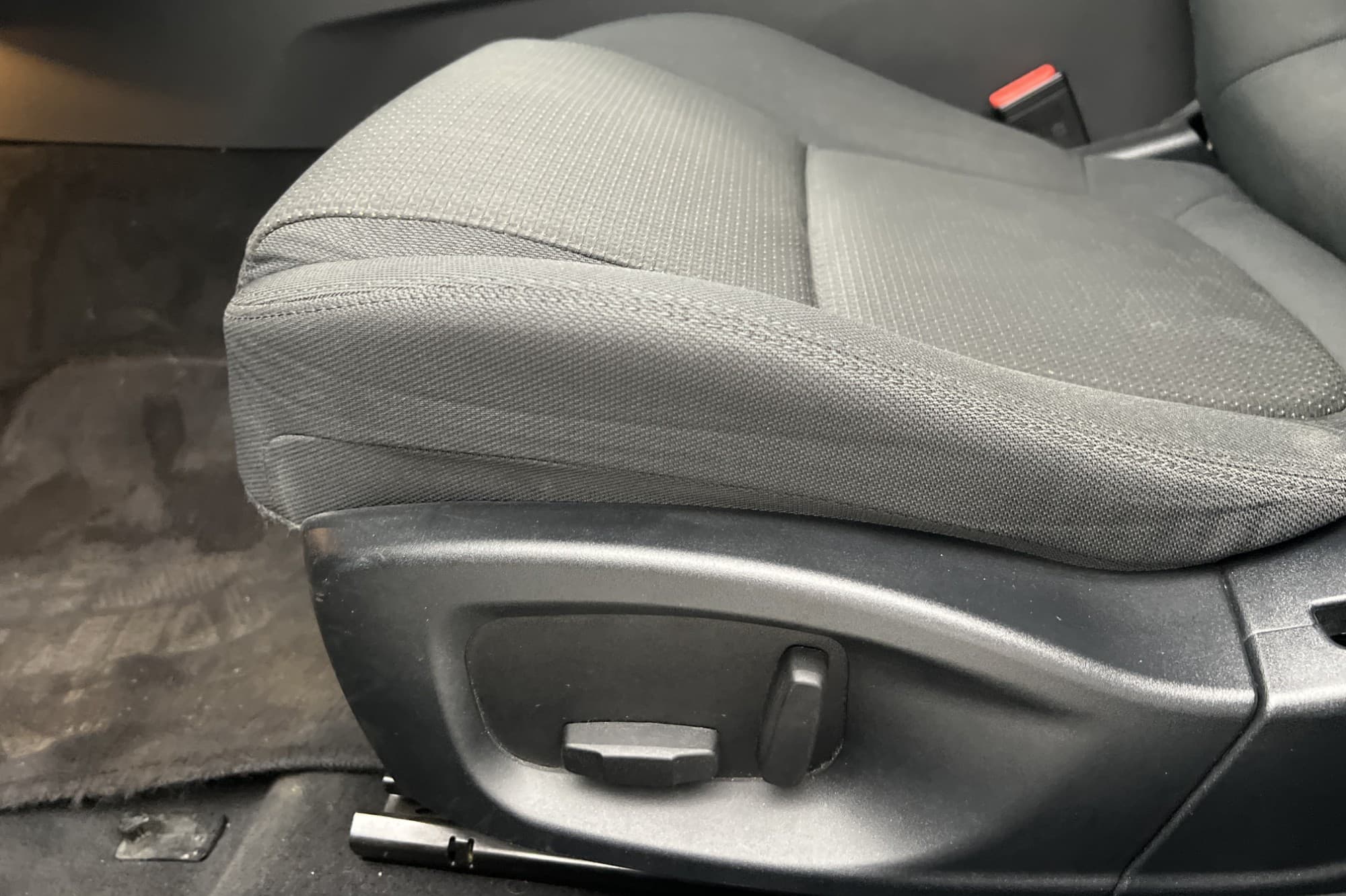 Jaguar XE E-Performance 163hk Kamera Rattvärme Elstolar