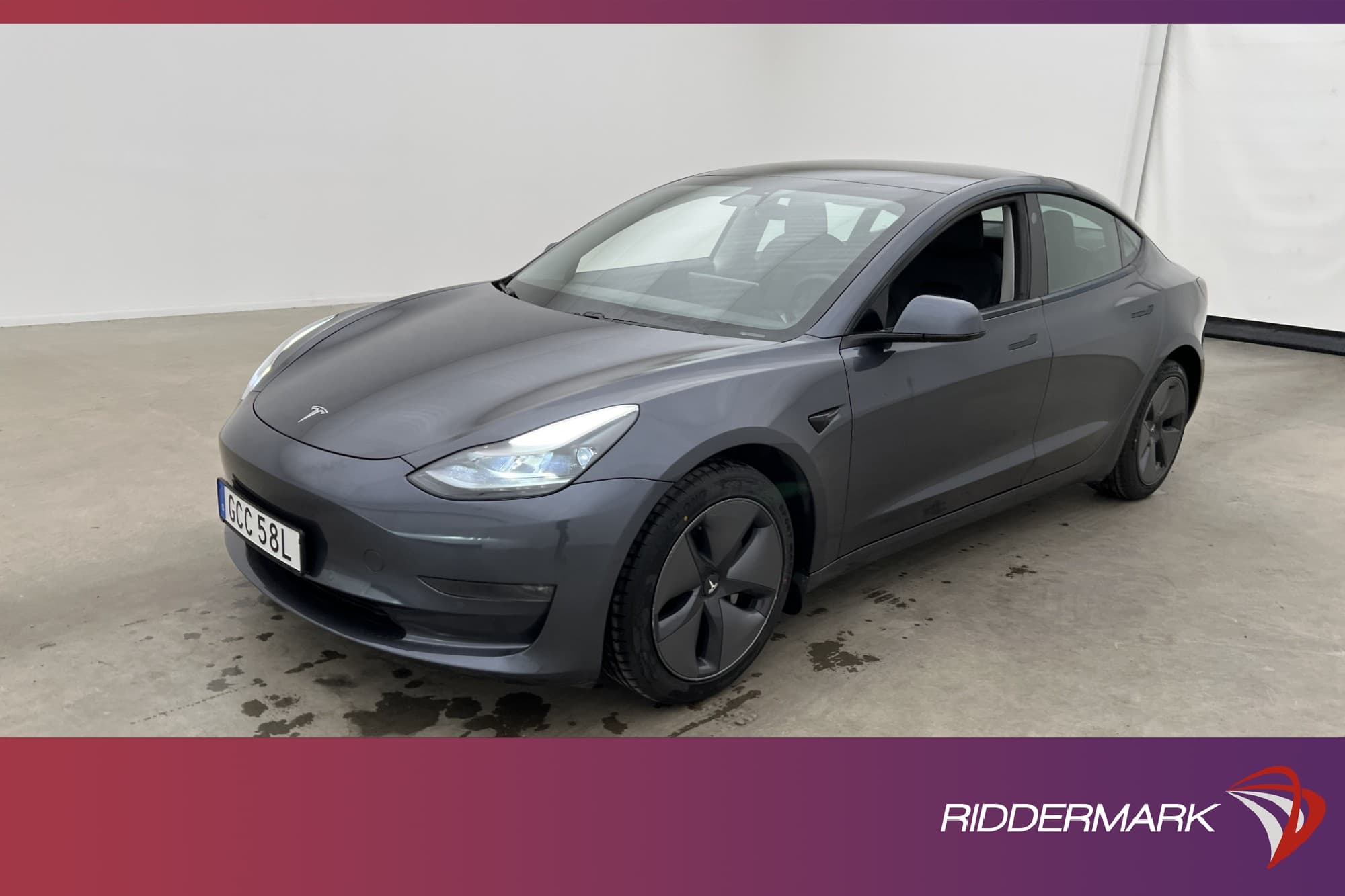Tesla Model 3 Long Range AWD