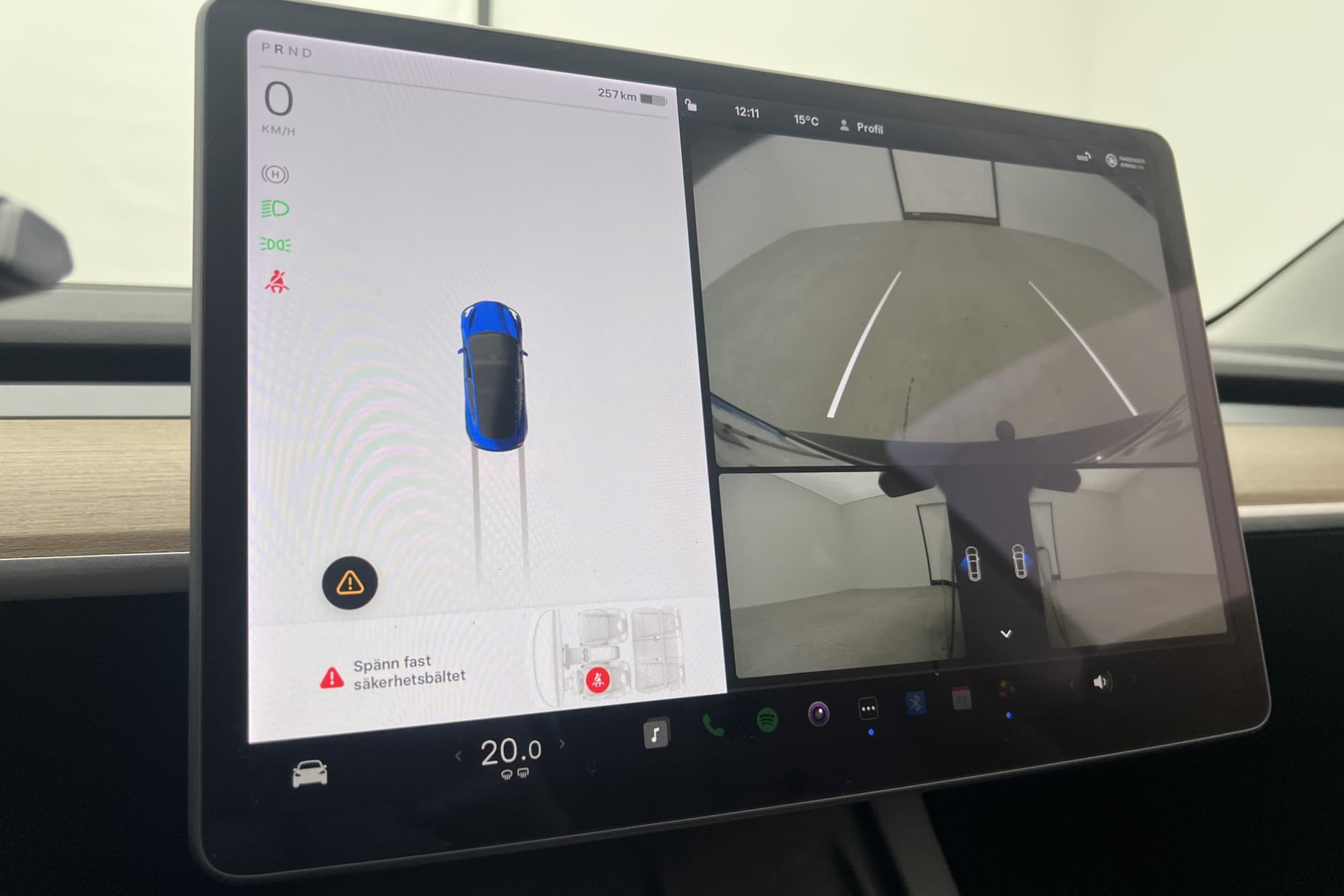 Tesla Model 3 Long Range AWD Autopilot Pano Dragkrok MOMS
