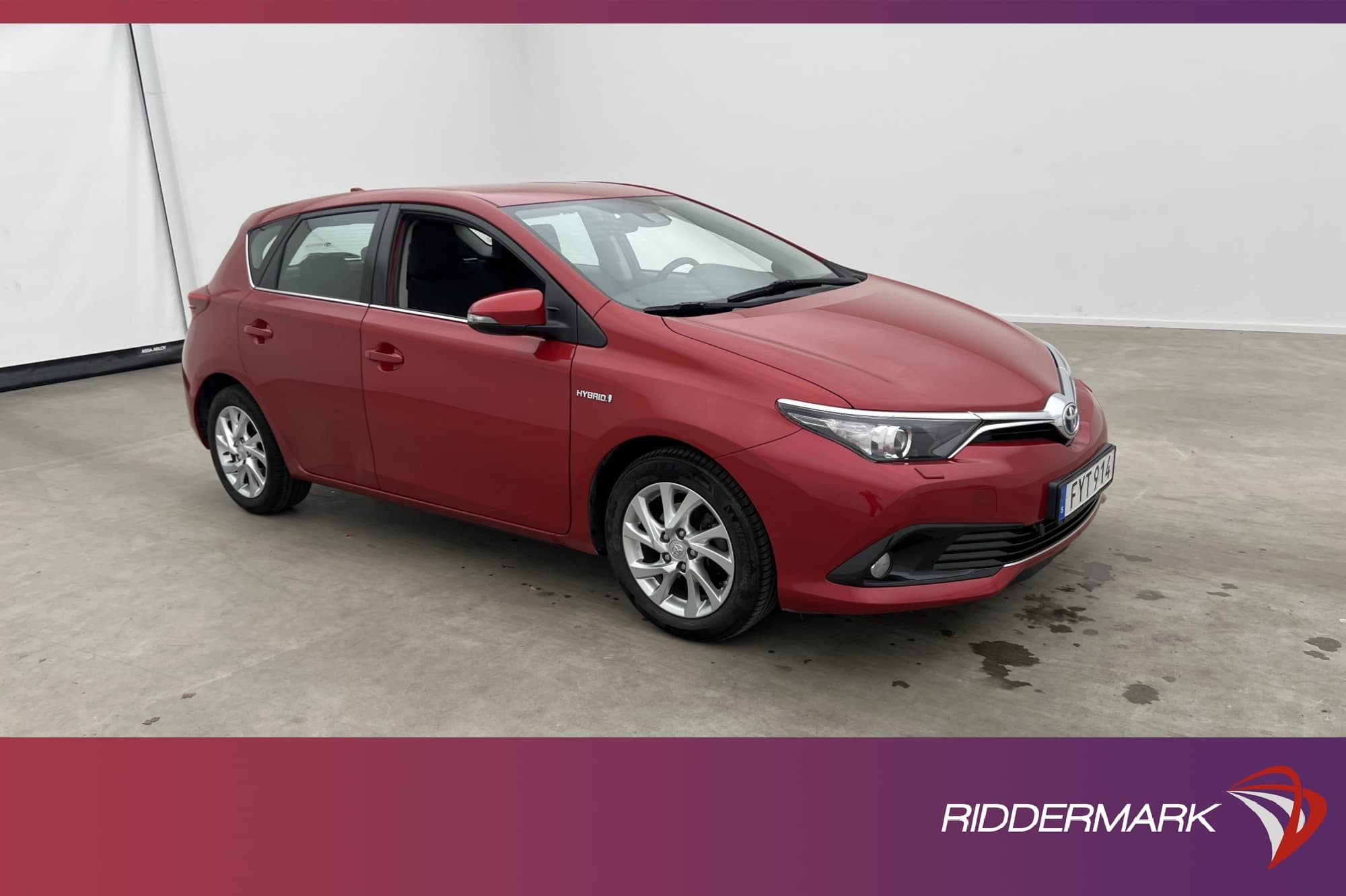 Toyota Auris Hybrid 136hk