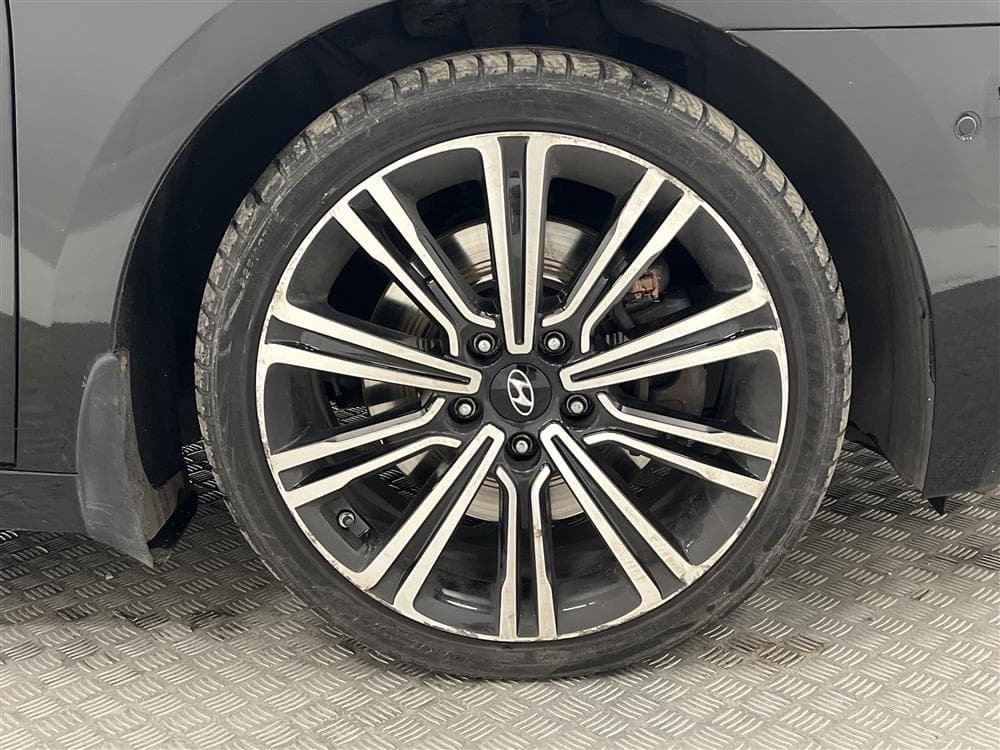 Hyundai i40 1.7 D Kombi 141hk D-värm Pano Skinn CarPlayinteriör