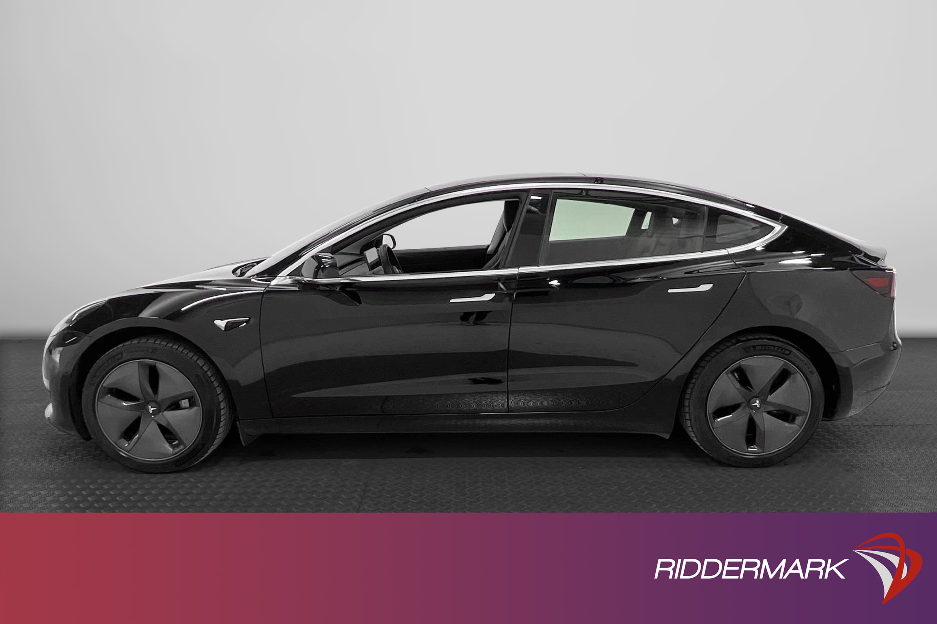 Tesla Model 3 Standard Range Plus 258hk