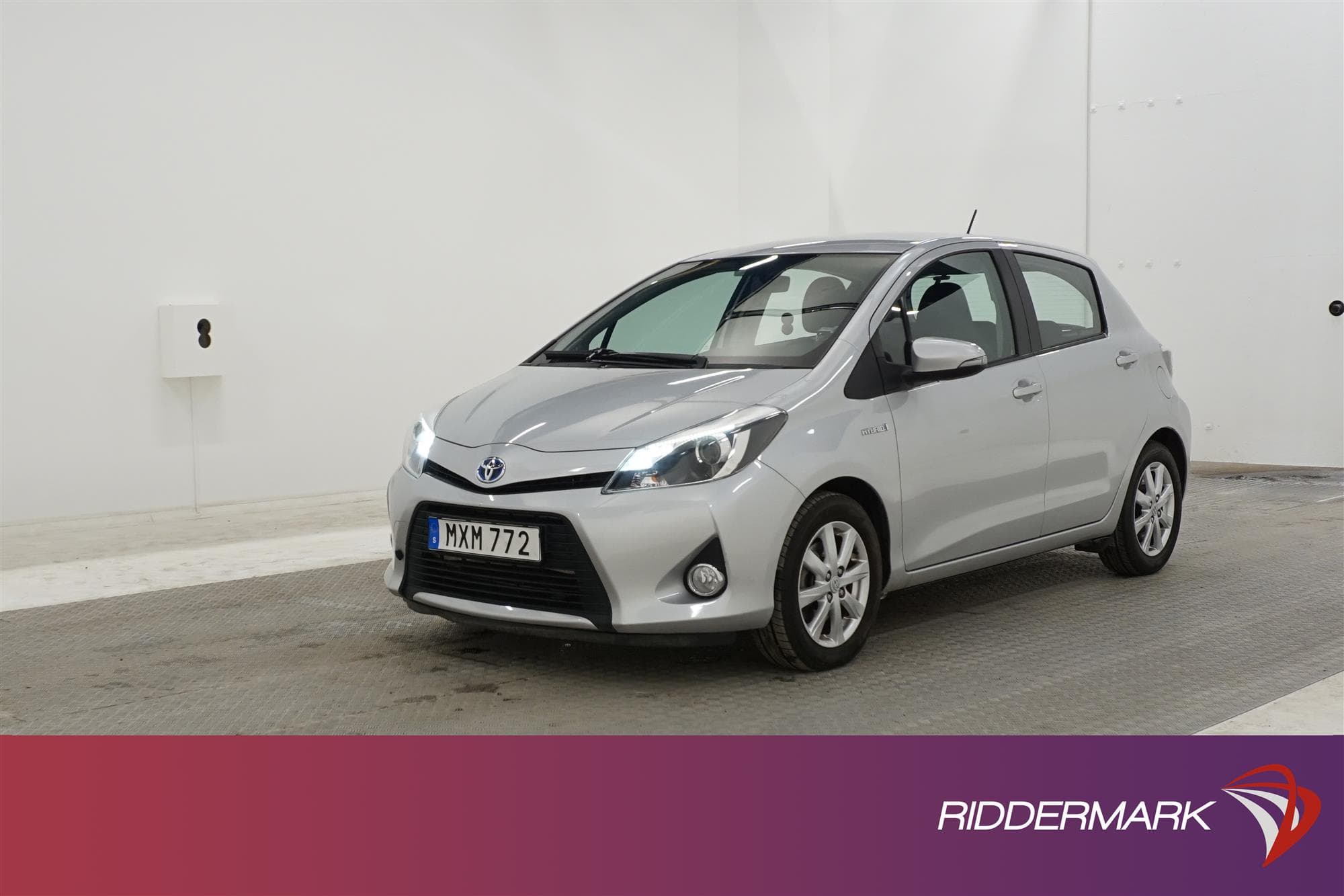 Toyota Yaris Hybrid 101hk