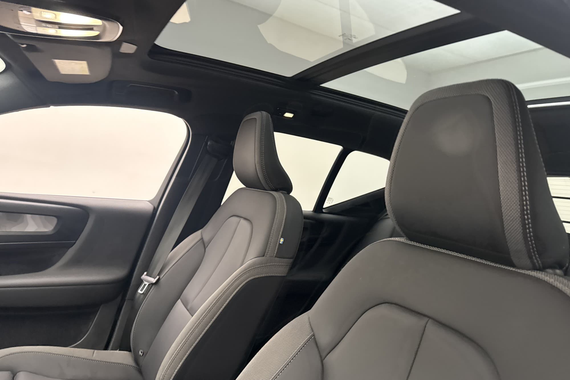 Volvo XC40 Recharge Twin motor Ultimate Värmare Pano H/K 360