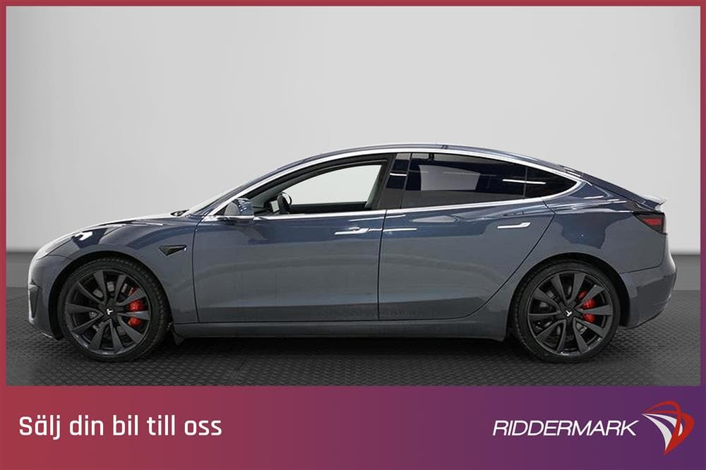 Tesla Model 3 Performance AWD 510hk Svensksåld Premiumexteriör