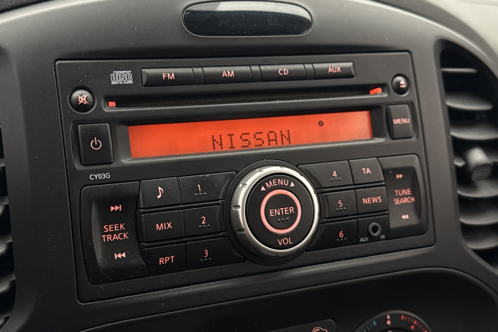Nissan Juke 1.6 117hk Dragkrok Låg-Årsskatt 0.51l/mil