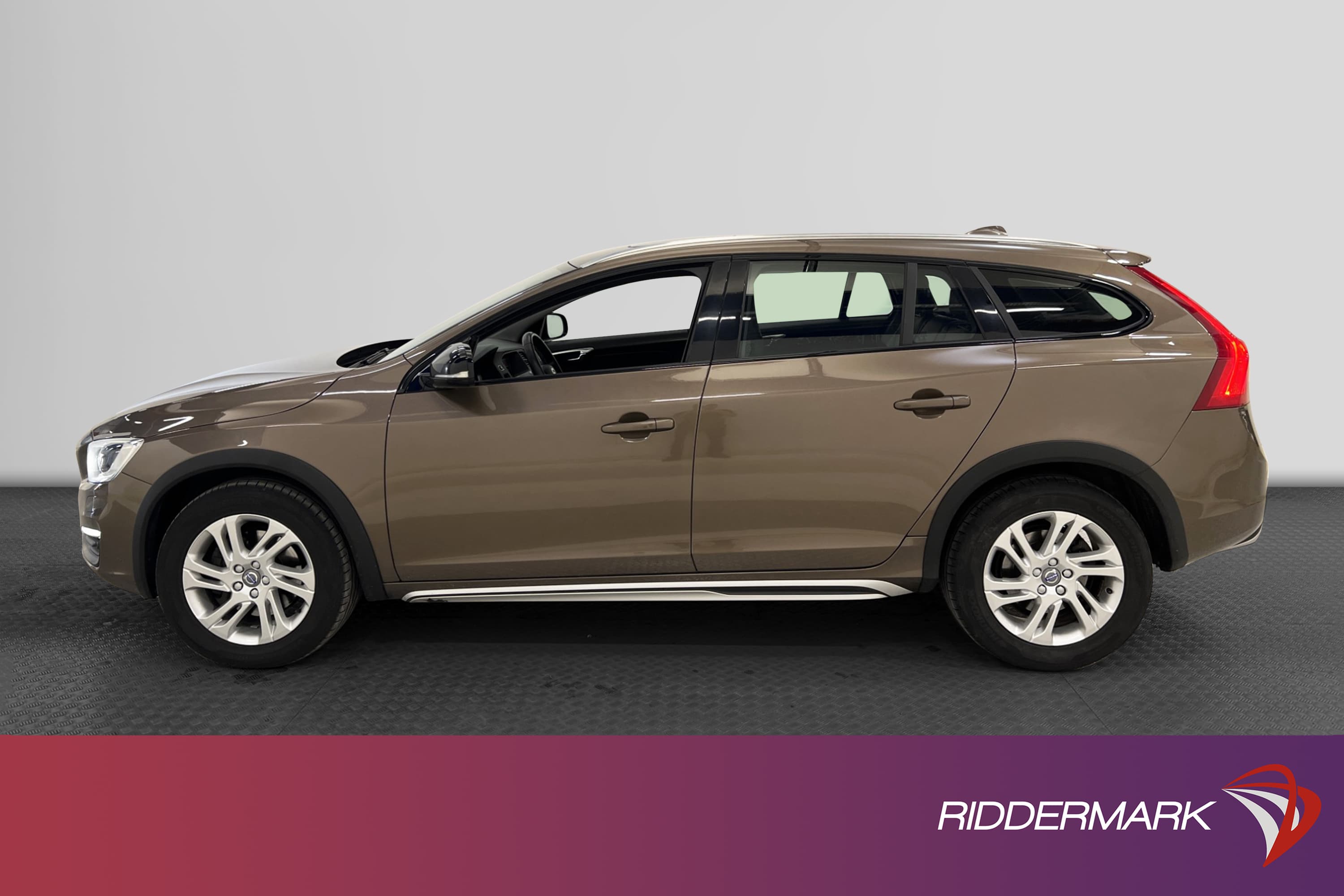 Volvo V60 Cross Country D4 190hk