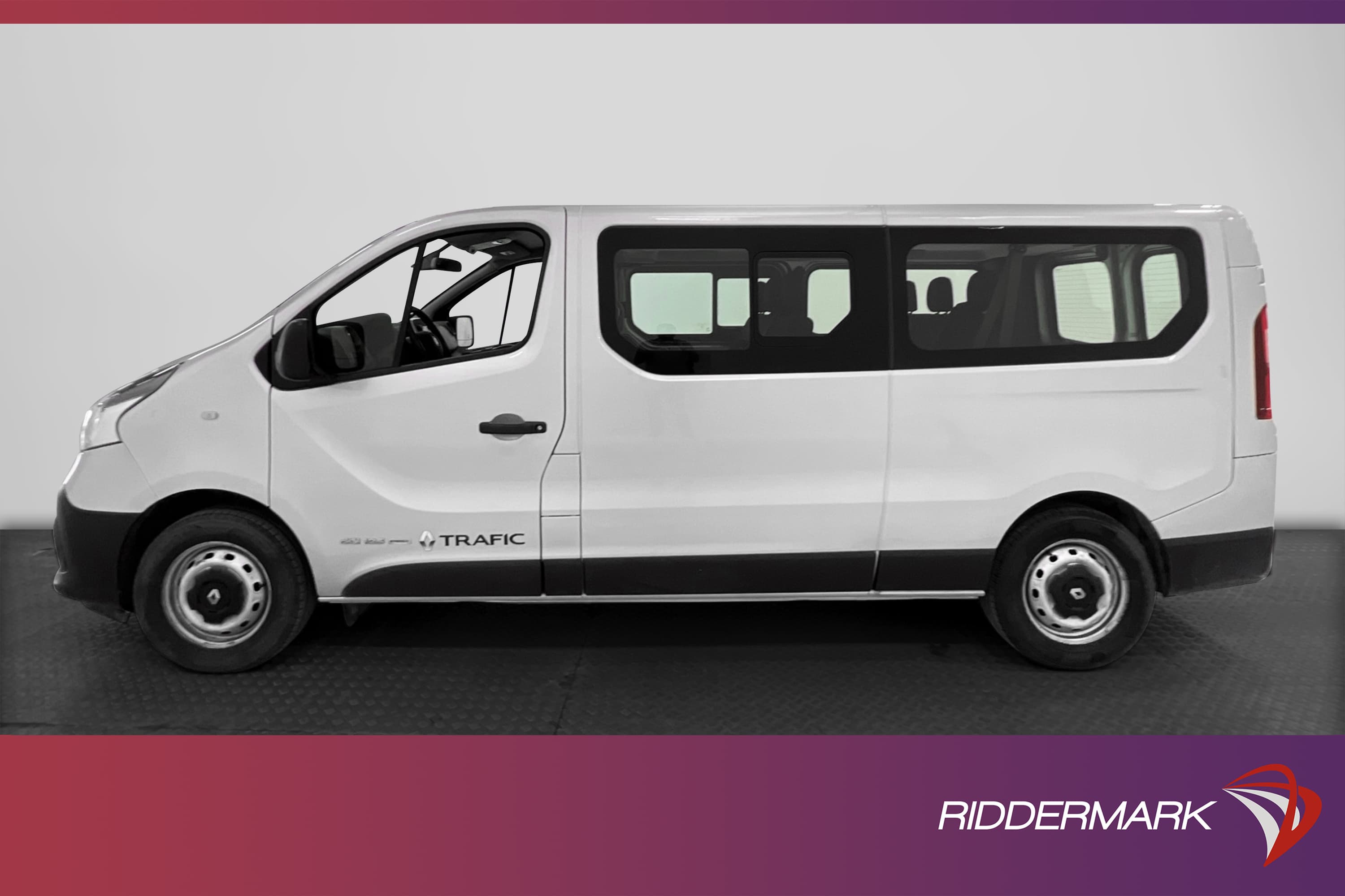 Renault Trafic Lång 1.6 125hk Värmare Dragkrok 9-Sits 