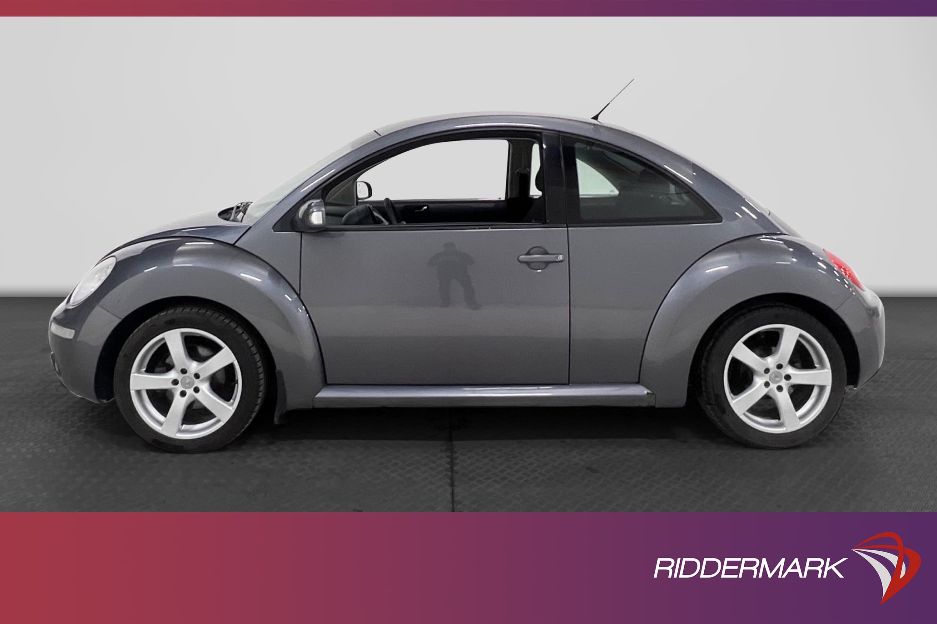 Volkswagen New Beetle