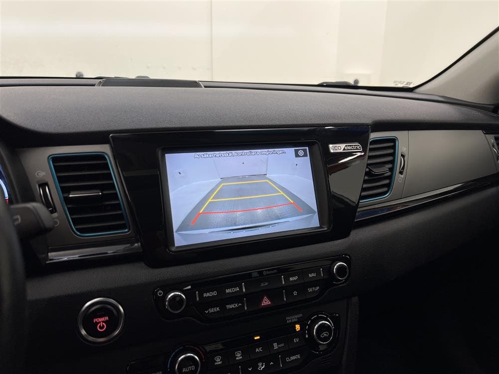 Kia e-Niro EV 64 kWh 204hk Advance Plus Tech Taklucka Värmarinteriör