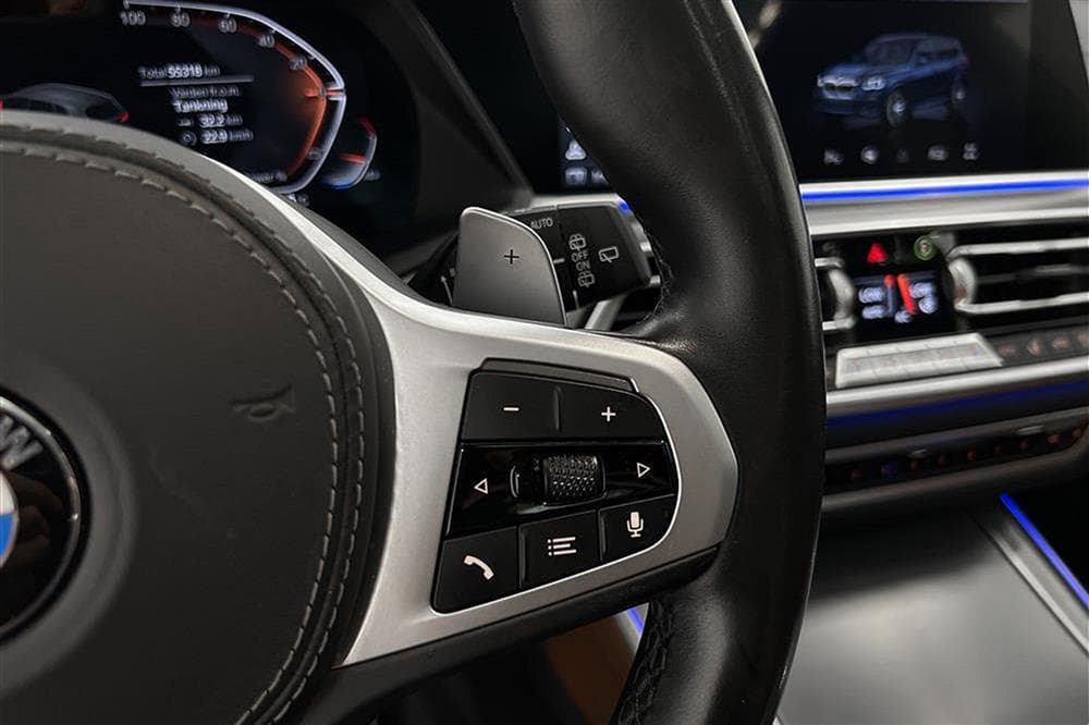 BMW X5 xDrive30d 286hk MHEV Innovation 360 Harman Pano interiör