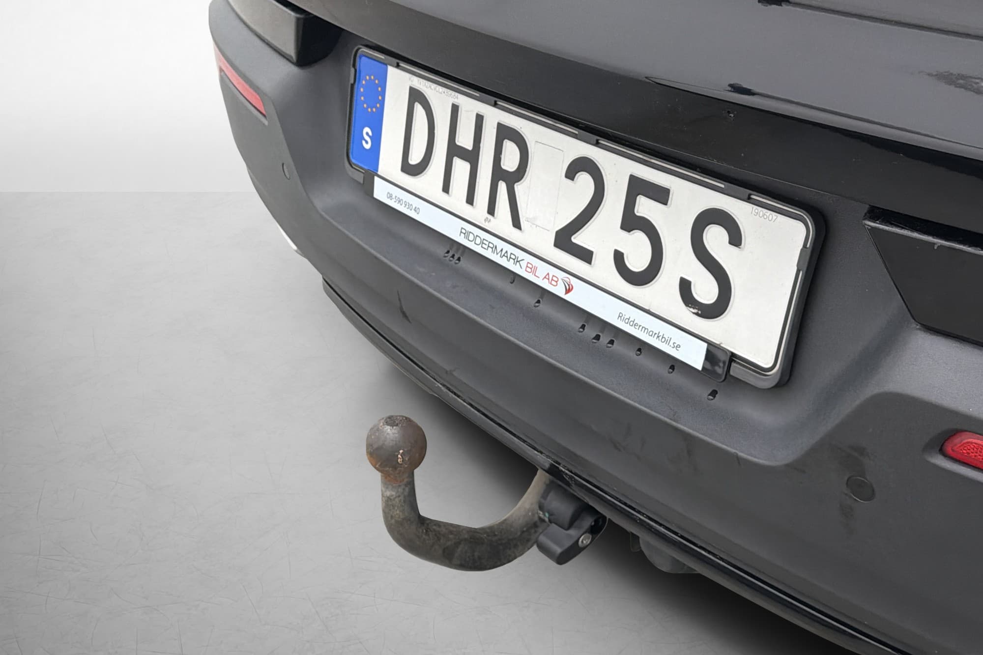 Volvo XC40 T4 AWD R-Design VOC P-Sensorer Skinn Navi Drag