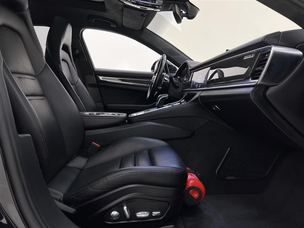 Porsche Panamera Turbo S E-Hybrid 680hk Kolfiber Pano Burmes