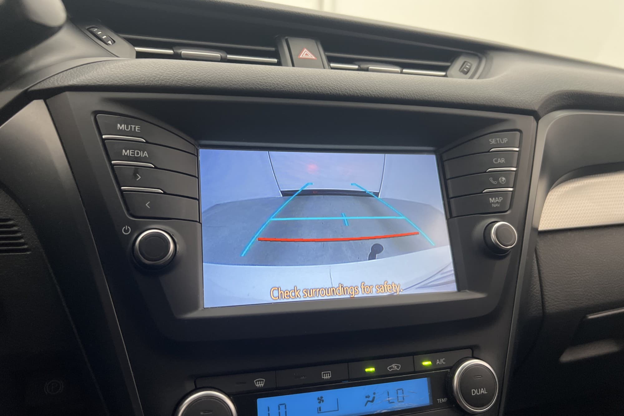 Toyota Avensis Kombi Active Kamera Dragkrok M&K-Värmare 