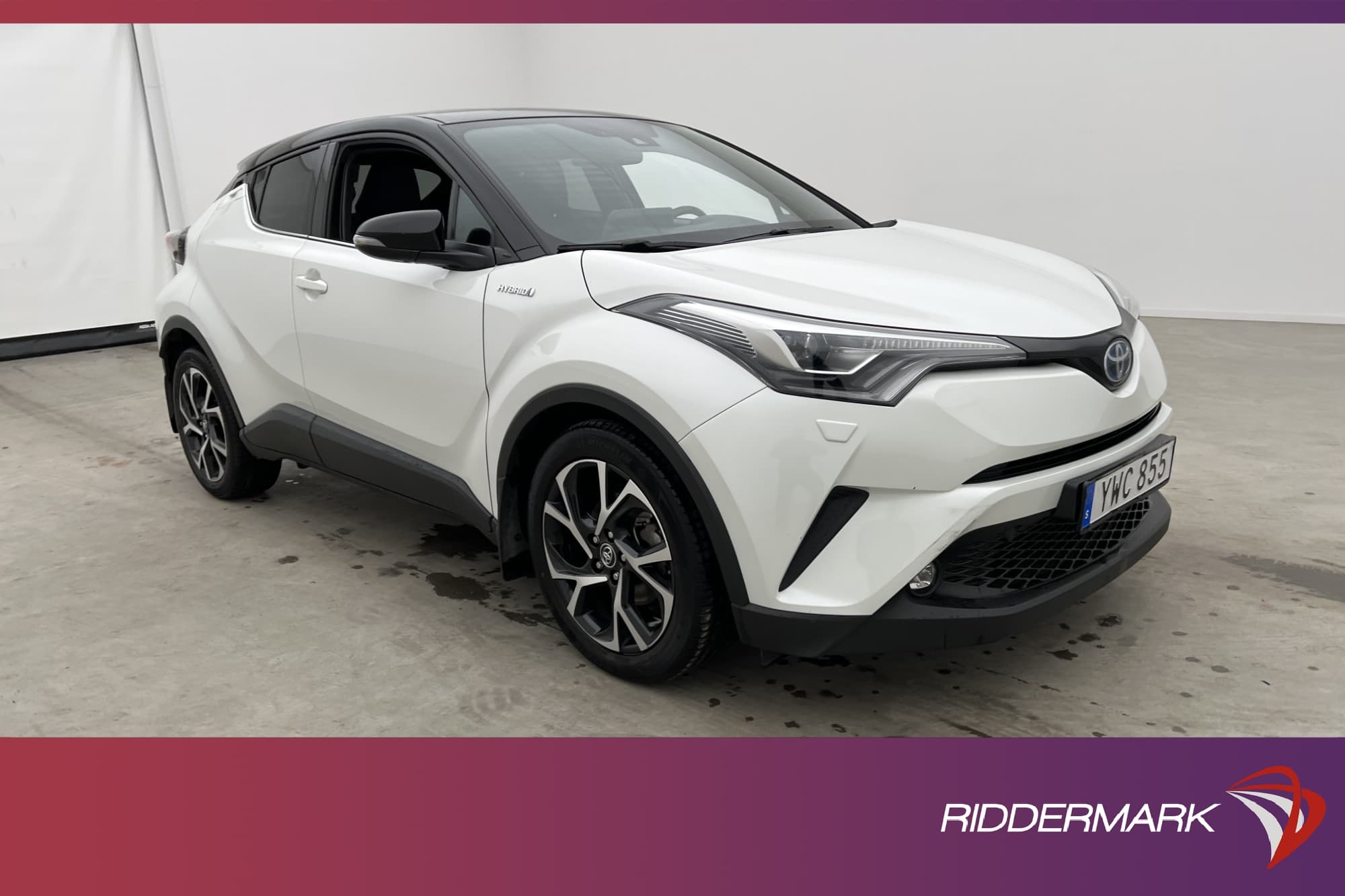 Toyota C-HR Hybrid 122hk