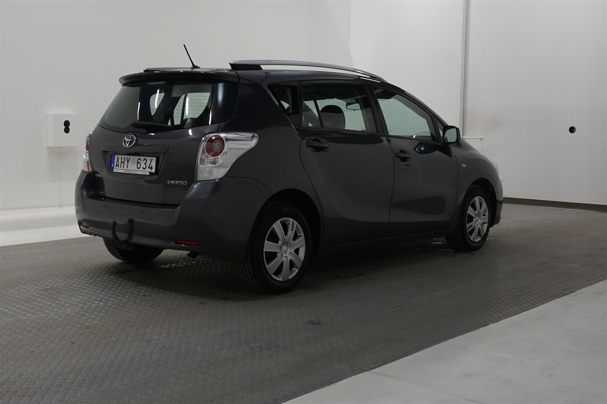 Toyota Verso 1.8 147hk 2 Brukare 7 Sits Drag PDC