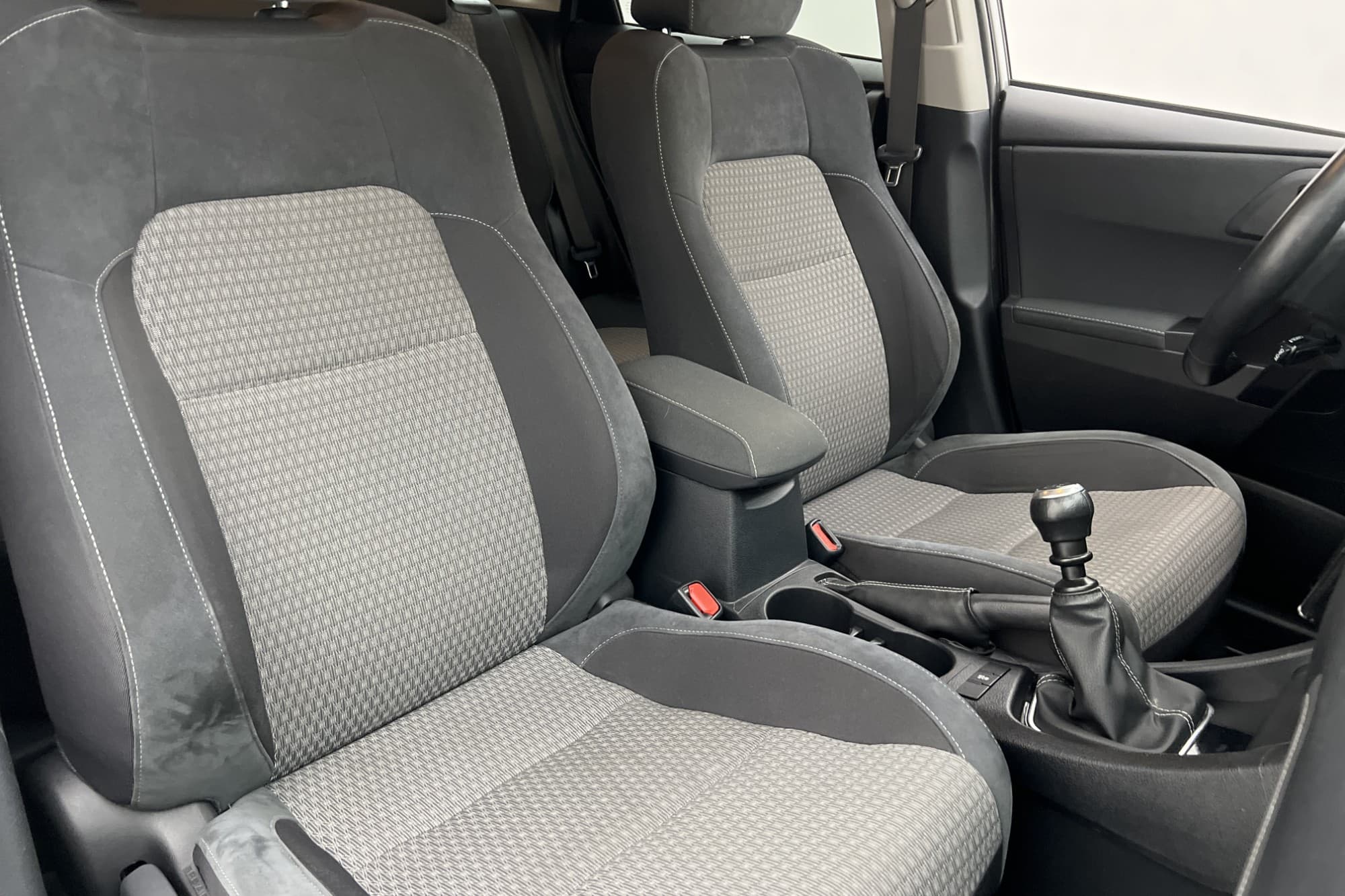 Toyota Auris 5-dörrar Comfort Intense Edt Kamera Farthållare
