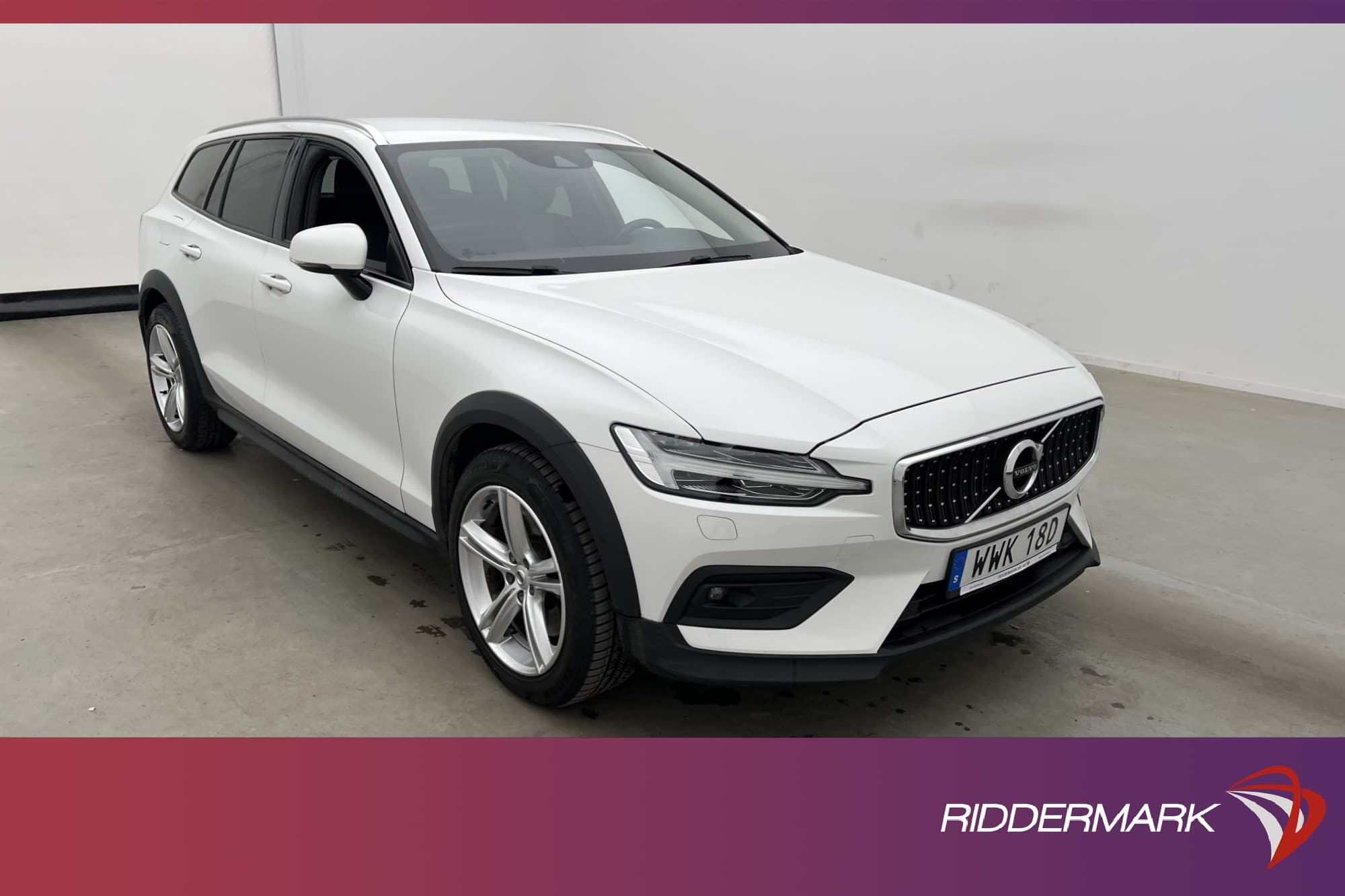 Volvo V60 Cross Country D4 AWD