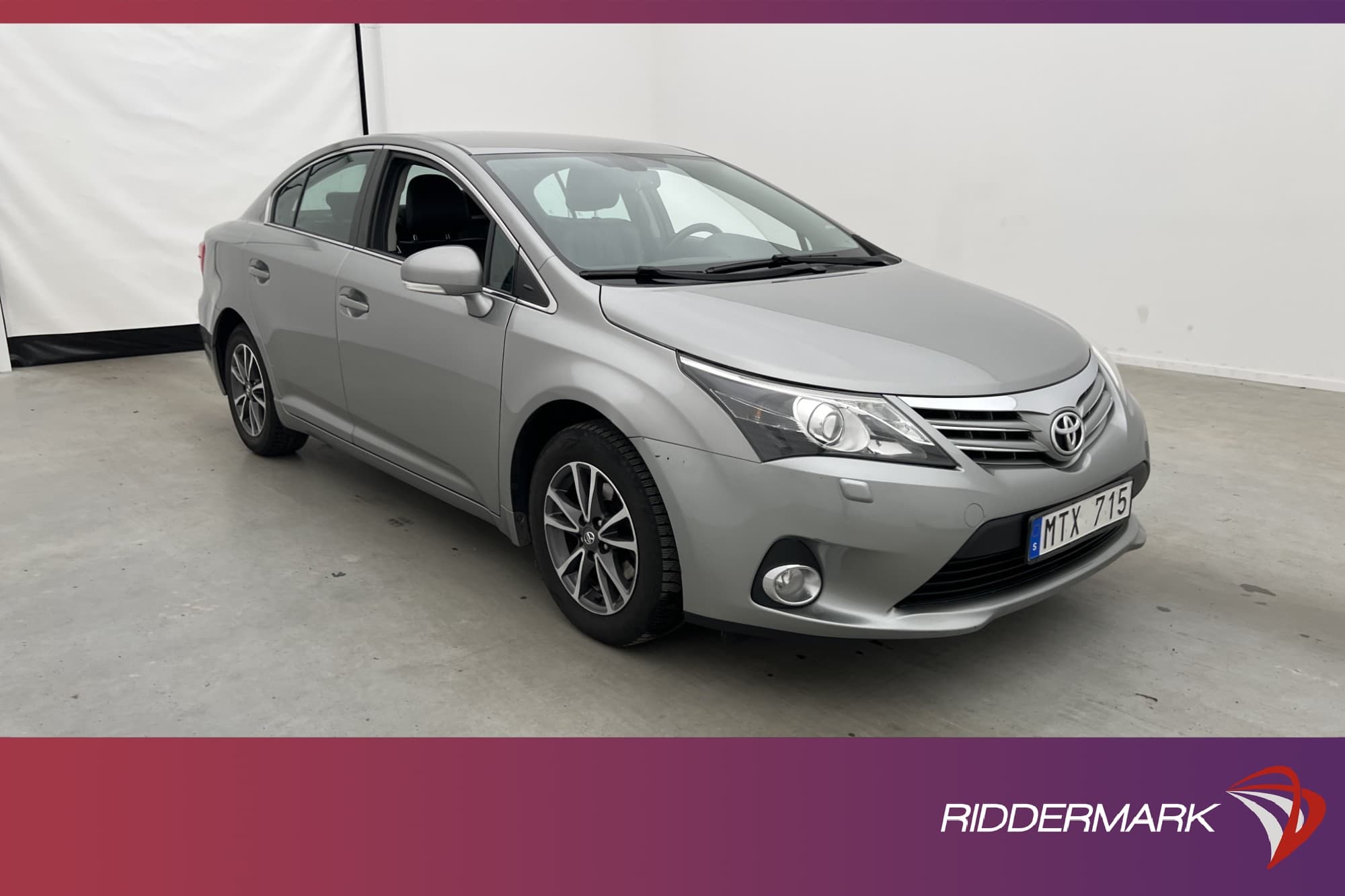 Toyota Avensis 2.0 Sedan 152hk