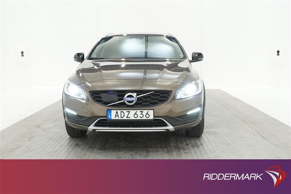 Volvo V60 Cross Country D4 AWD