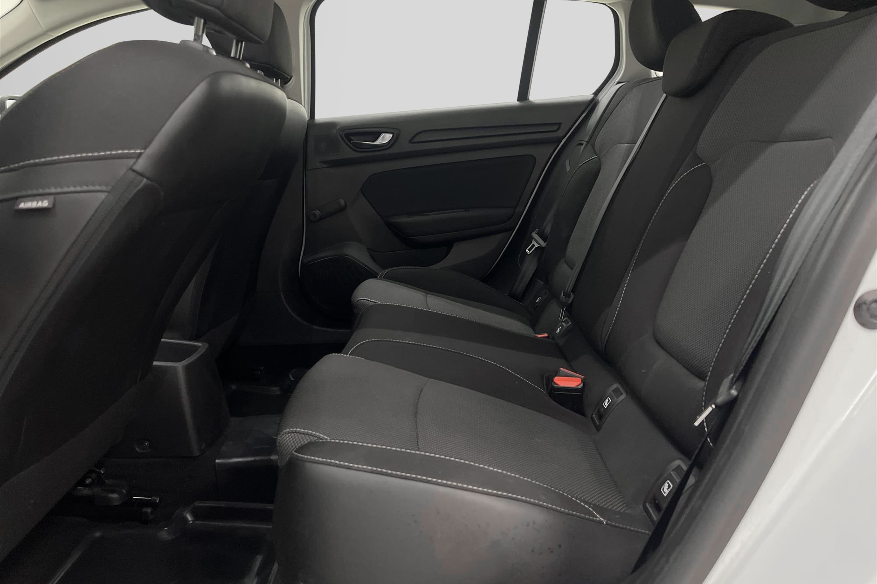 Renault Mégane Sport Tourer 1.2 TCe 101hk Nybes Nyservad