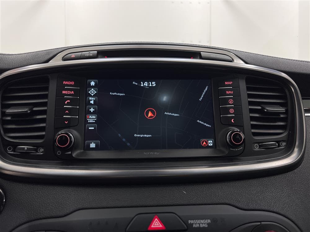 Kia Sorento 2.2 CRDi 200hk 7-Sits Pano Skinn Infinity B-Kaminteriör