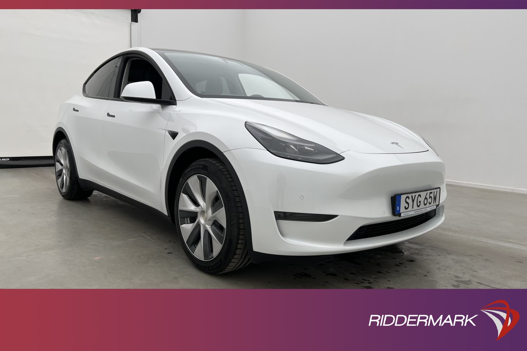 Tesla Model Y Long Range AWD