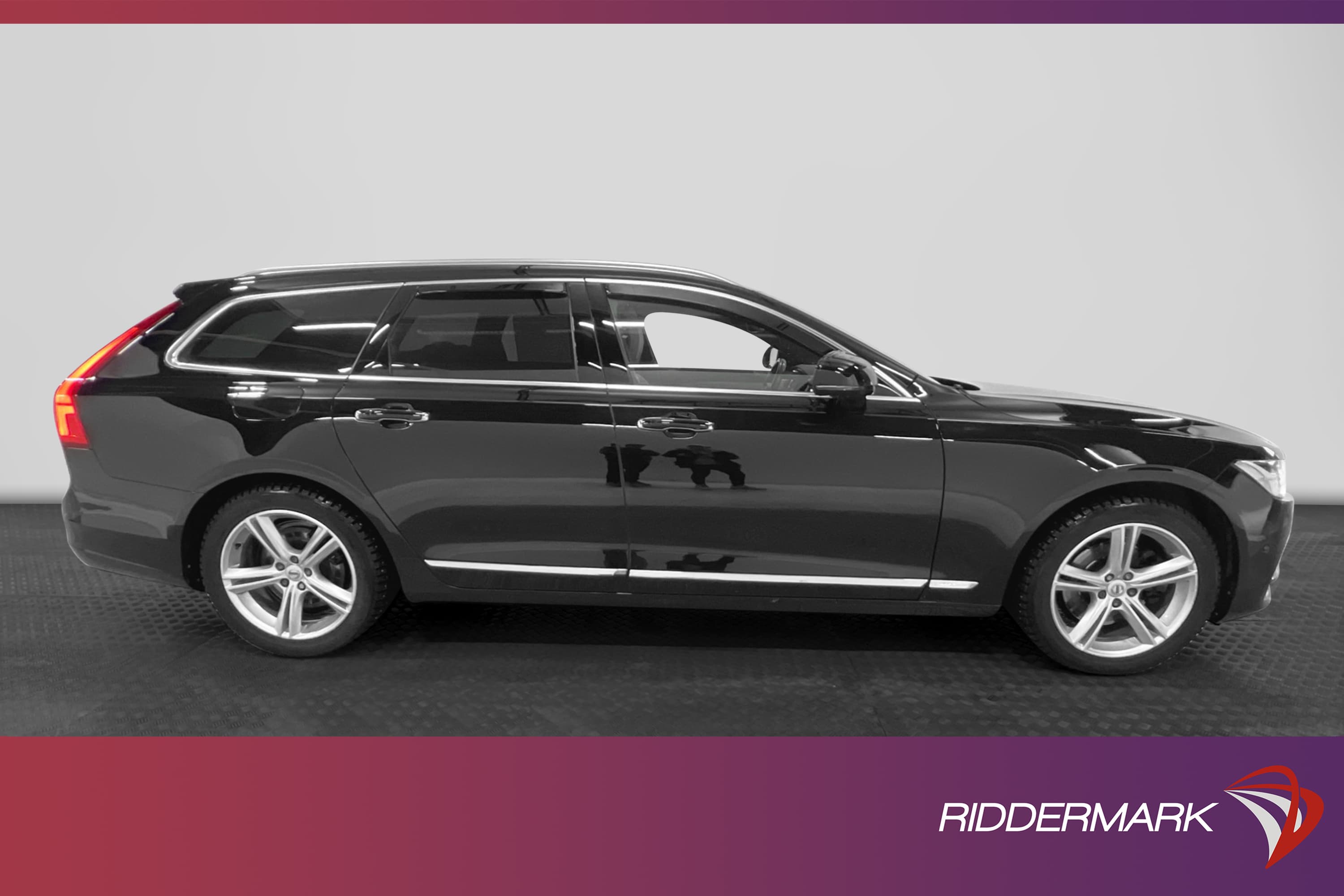 Volvo V90 T5 254 hk