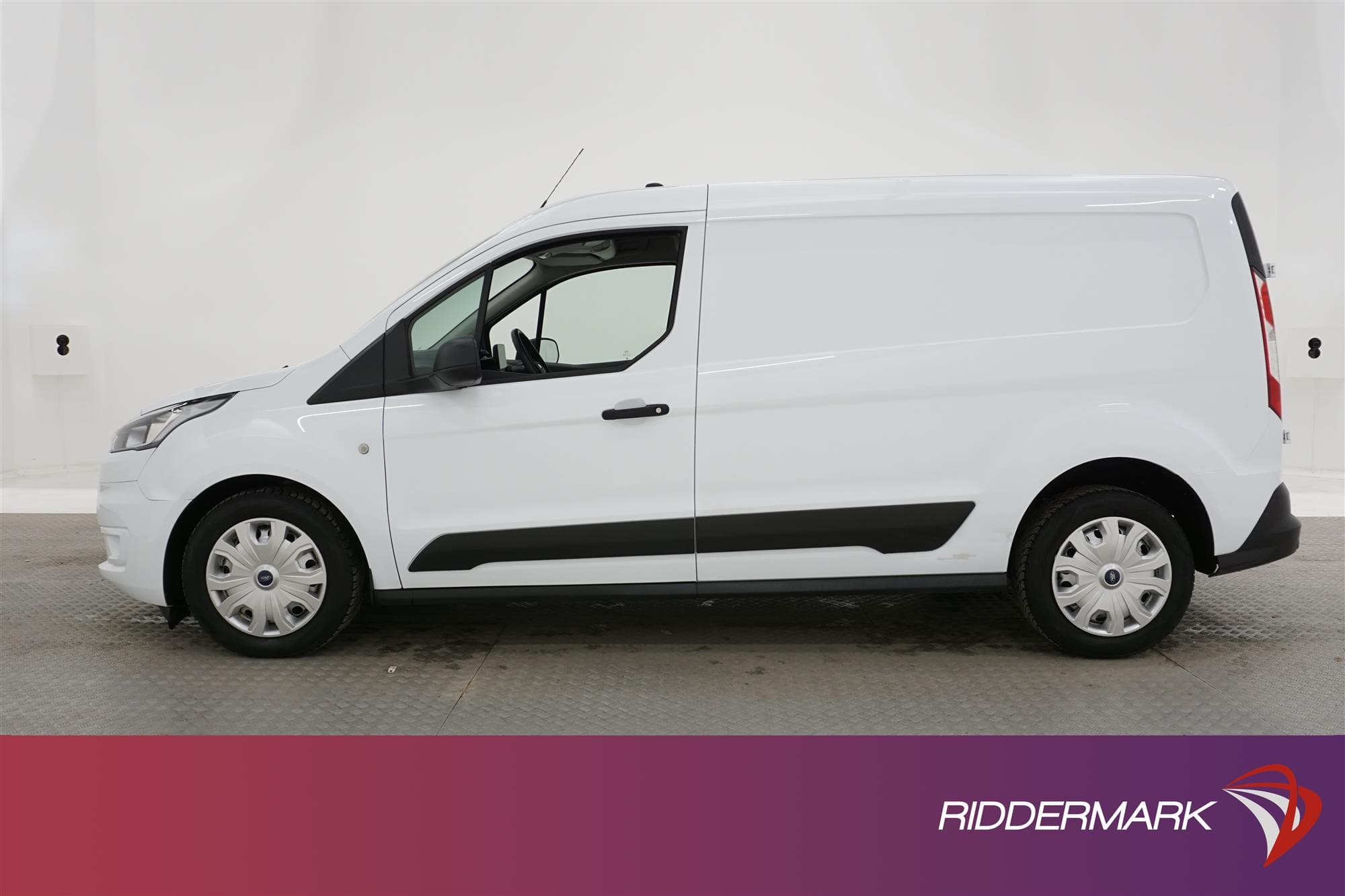 Ford Transit Connect 1.5Eco Automat LWB Drag Värmare Moms