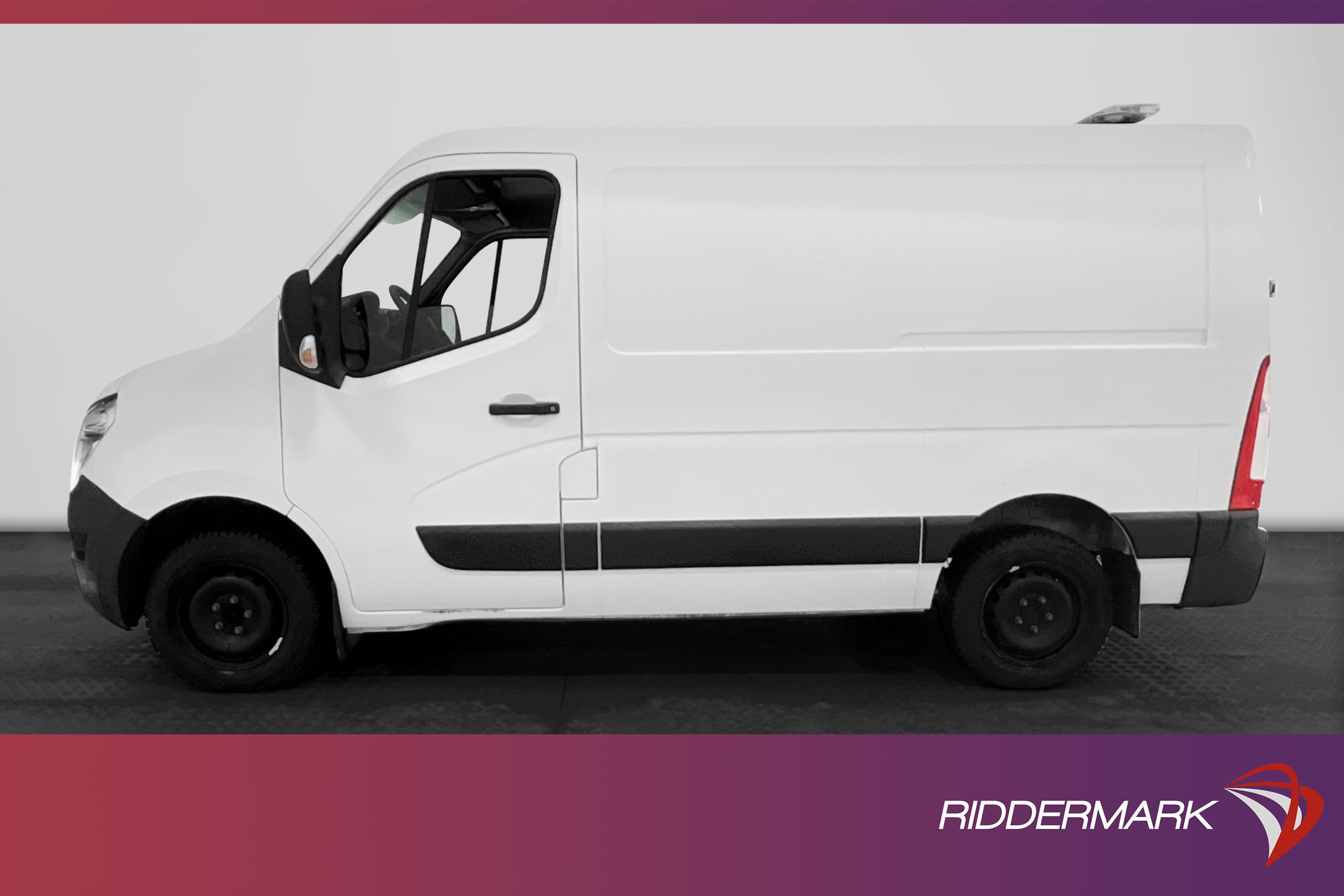 Nissan NV400