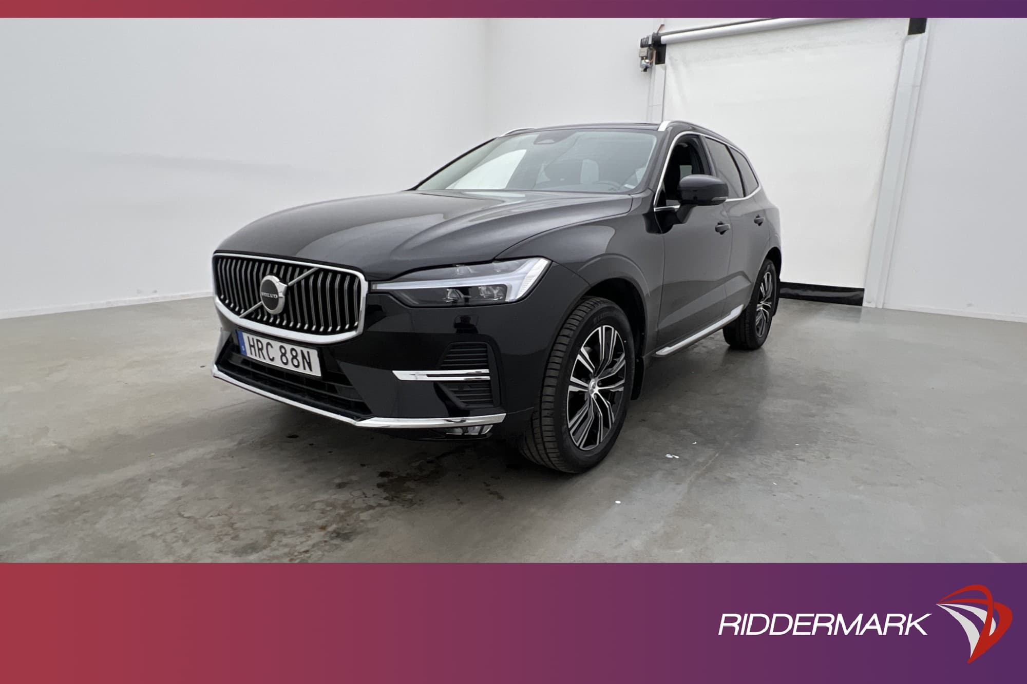 Volvo XC60 B5 AWD Inscription Skinn VOC Drag Kamera Navi