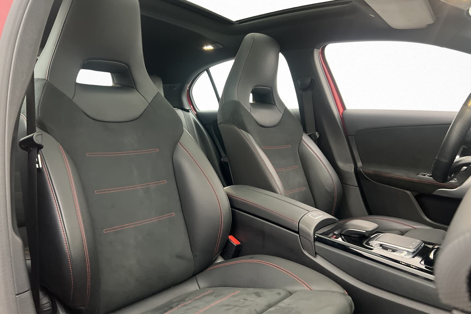 Mercedes-Benz A 200 AMG Panorama Kamera Halvskinn Bluetooth