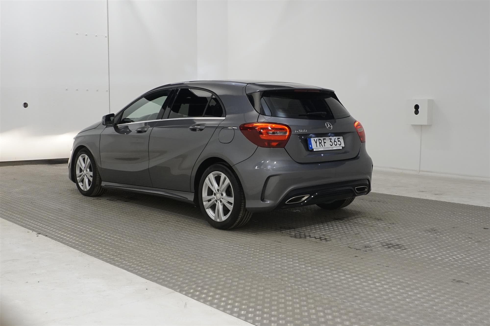 Mercedes-Benz Mercedes-Benz A 180 122hk AMG B-Kam Carplay