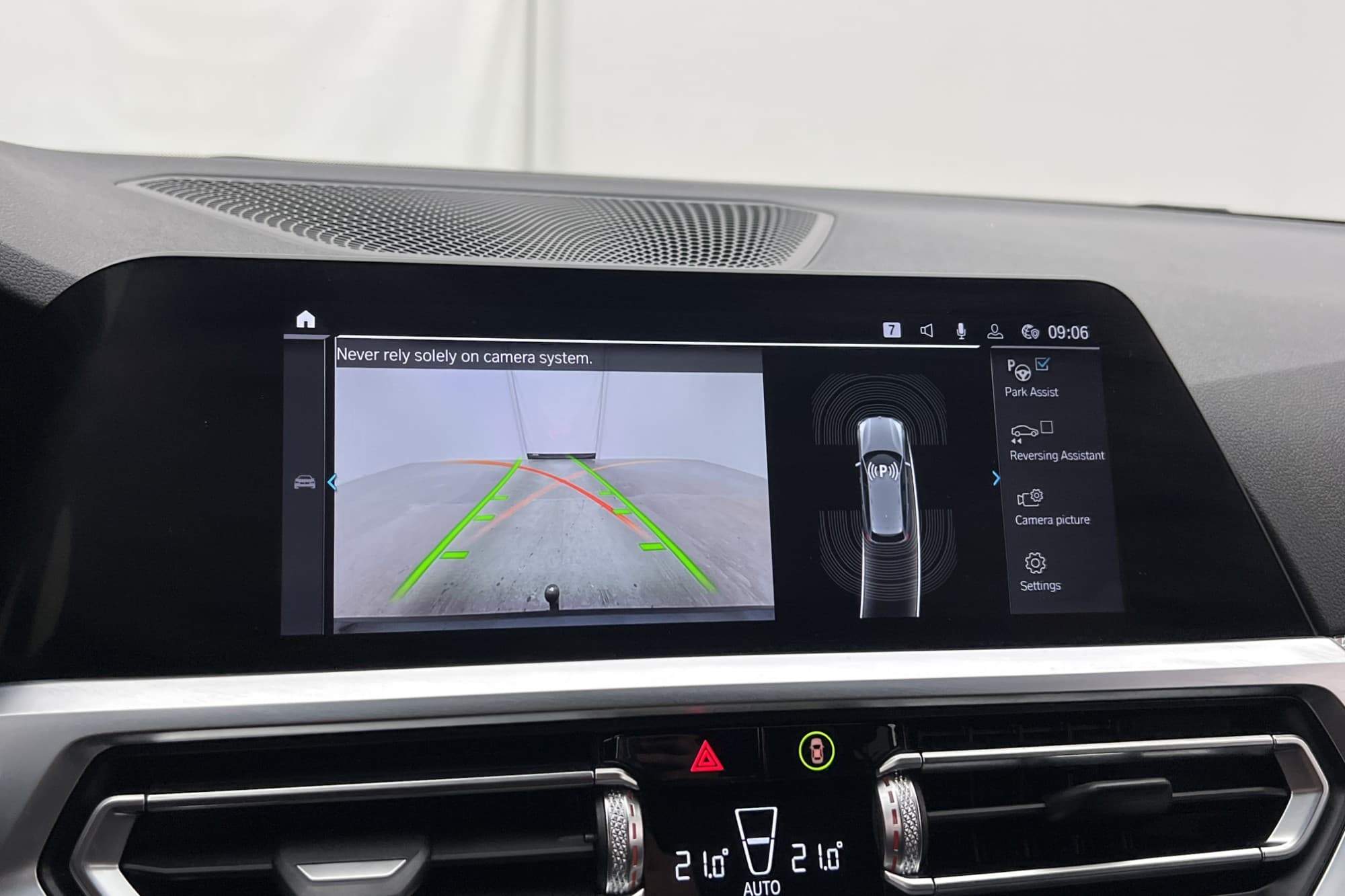 BMW 330e Touring 292hk M Sport Kamera Dragkrok HiFi MOMS